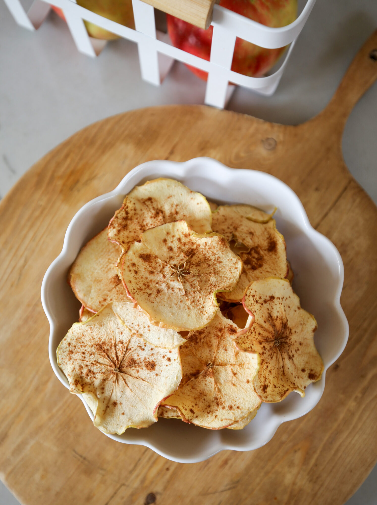 baked apple chips