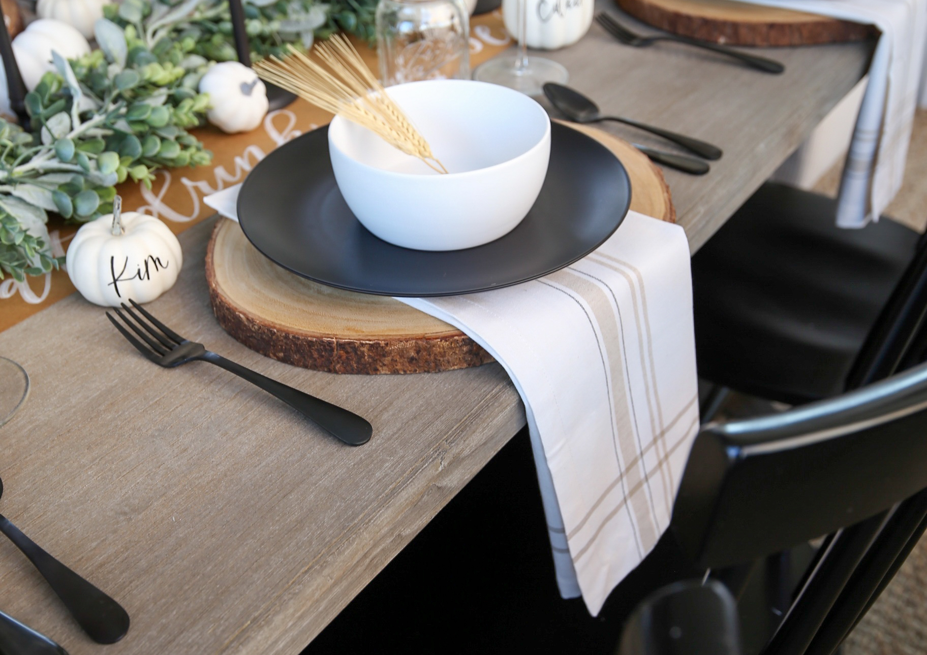 thanksgiving table
