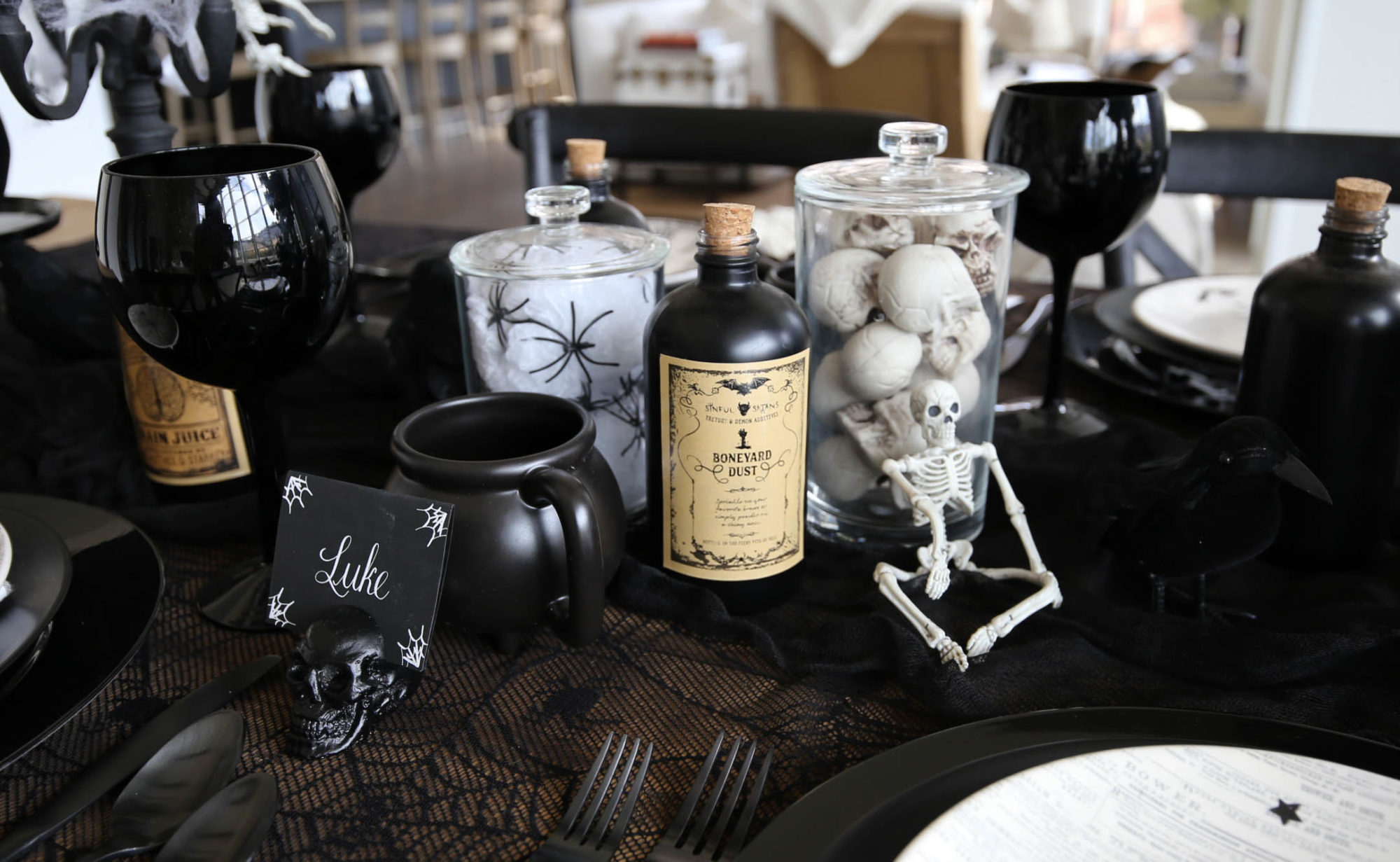 halloween table