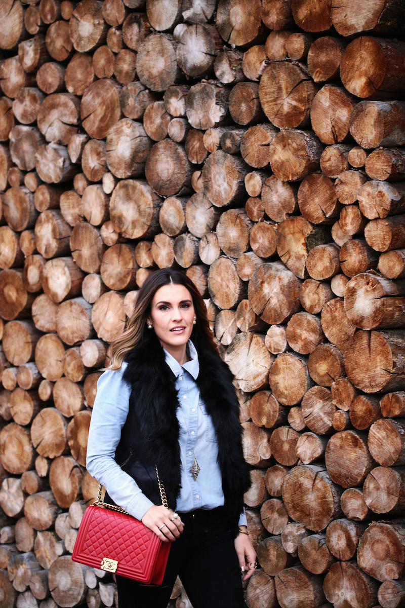 wood wall_mountain town fresh_sbk_8