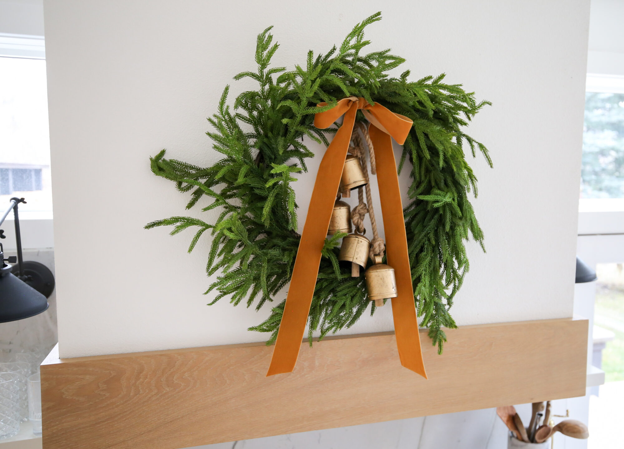modern country christmas kitchen decor 
