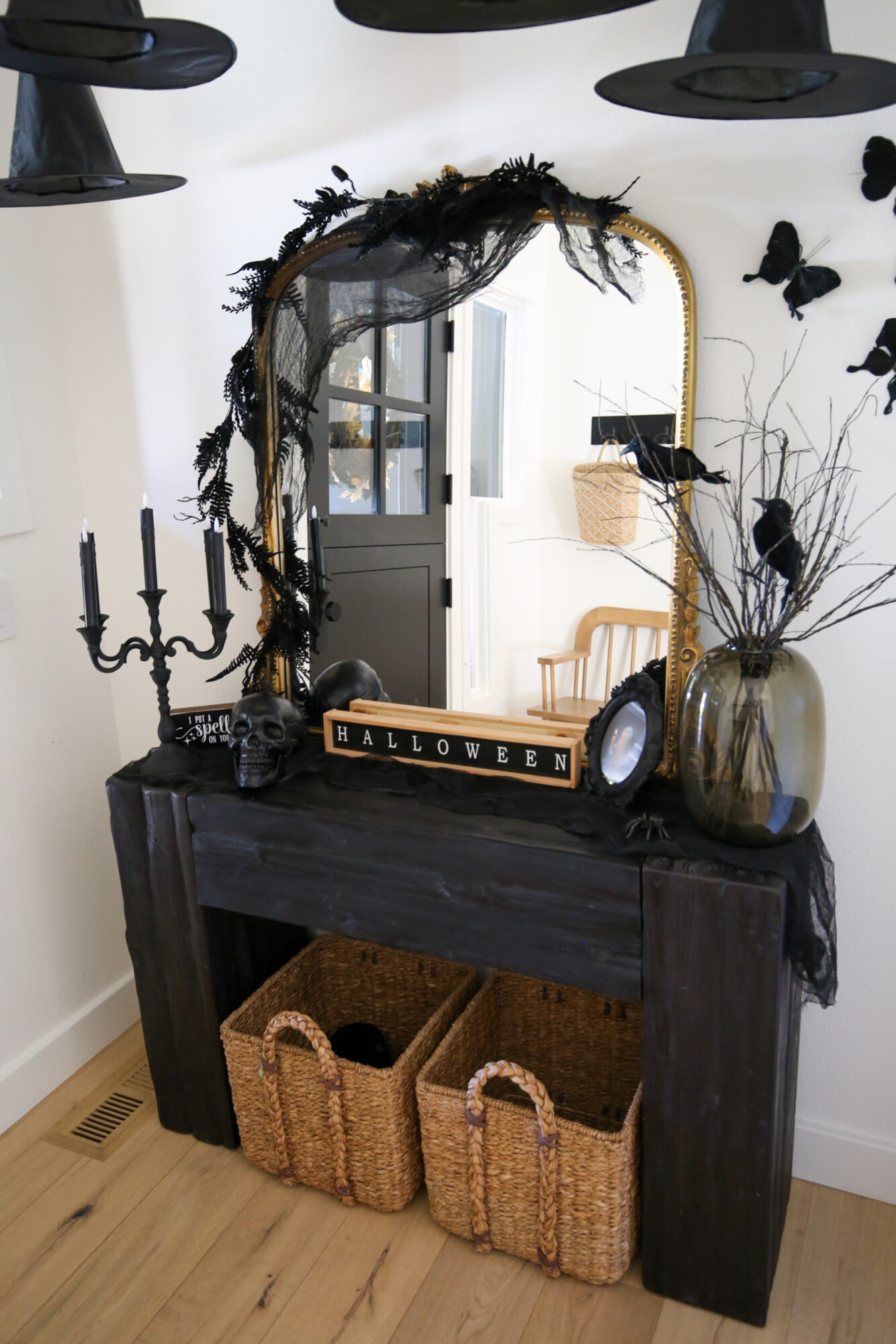 vintage style halloween entry