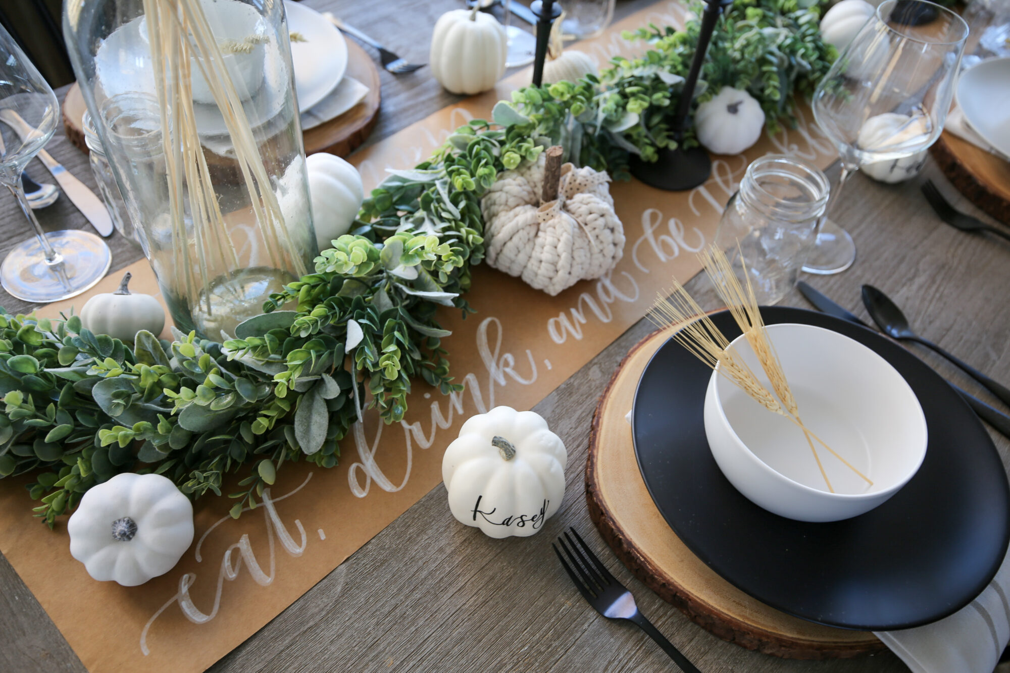thanksgiving table