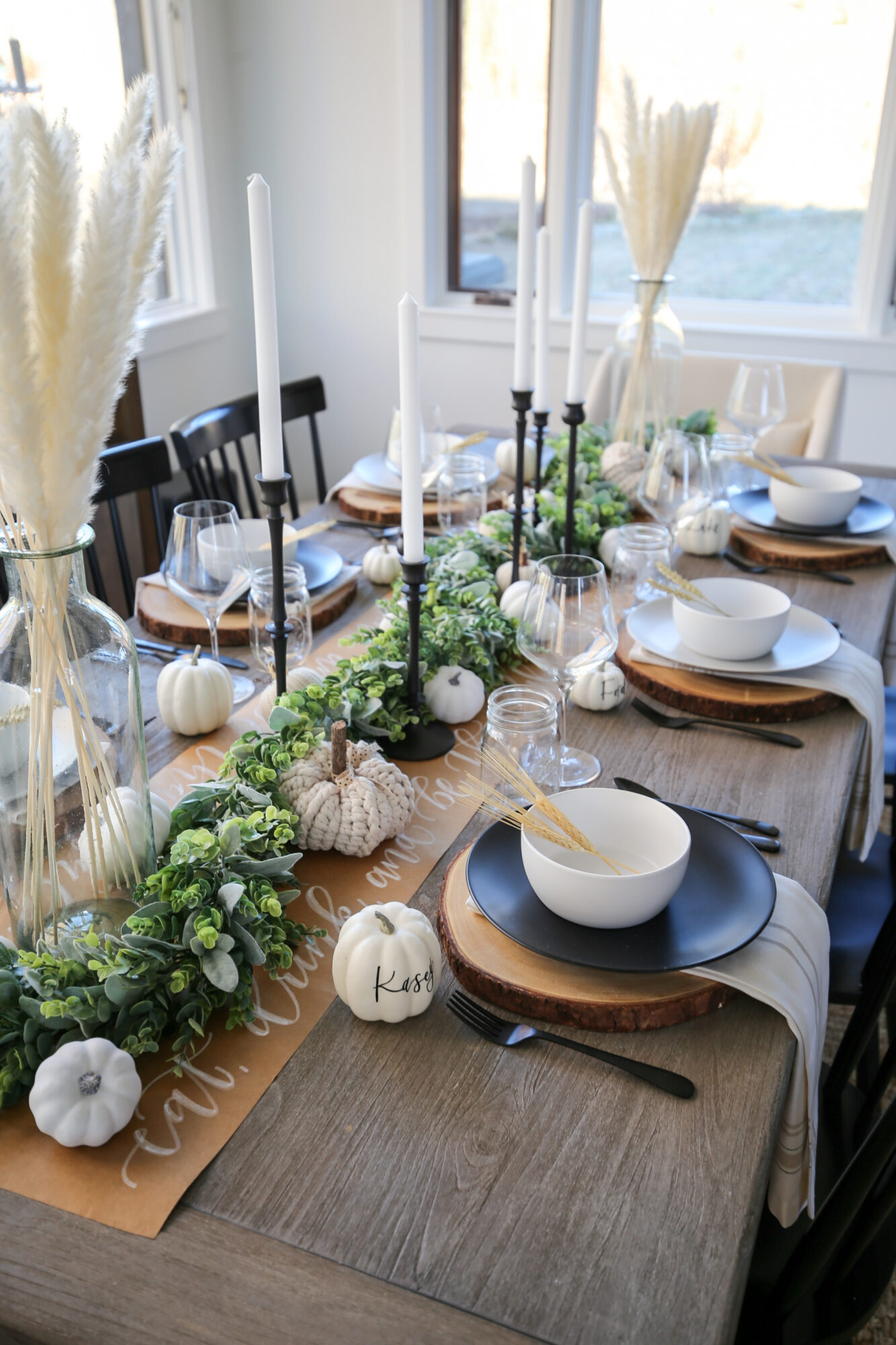 thanksgiving table