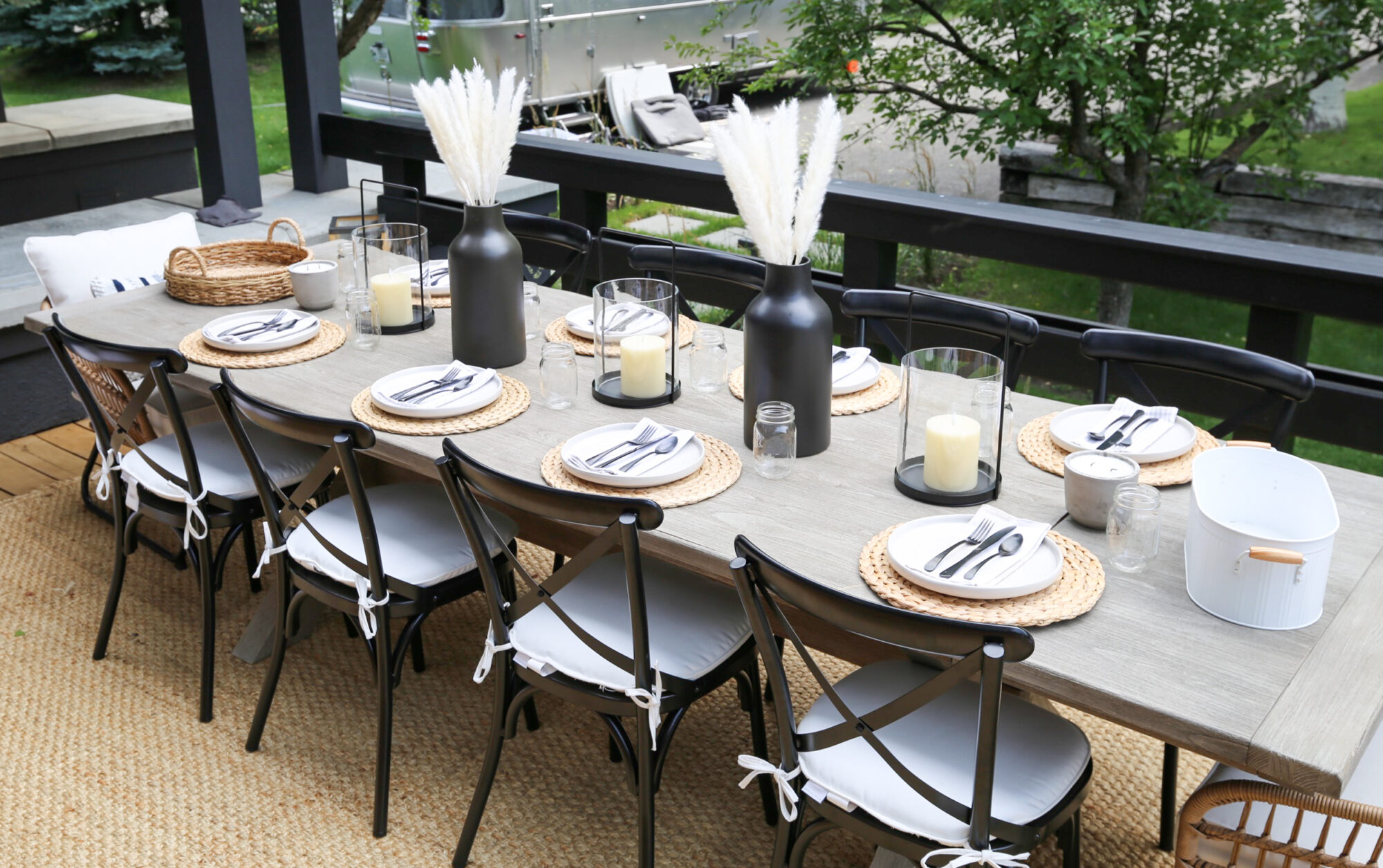 outdoor dining simple farmhouse table