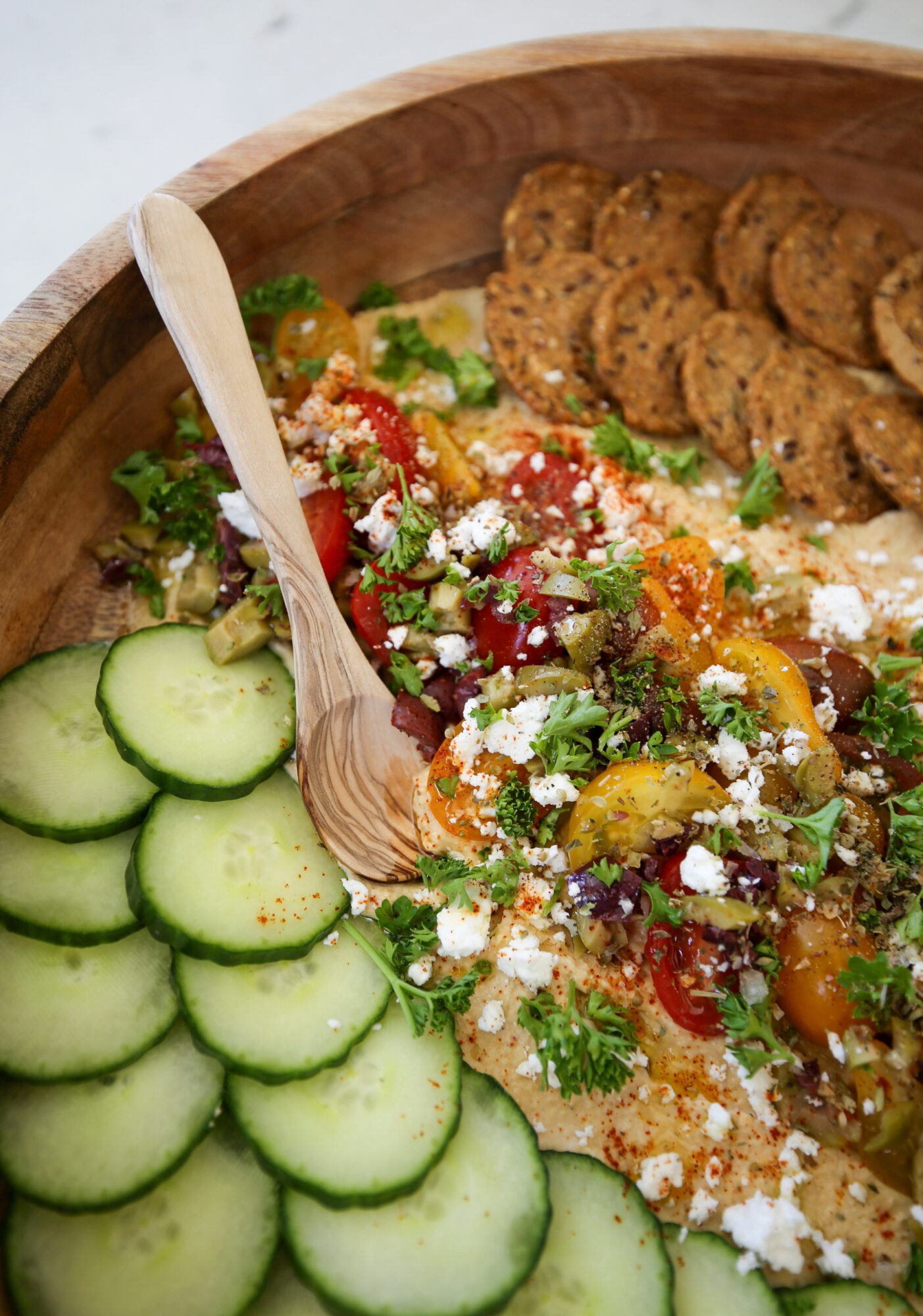 mediterranean hummus appetizer 