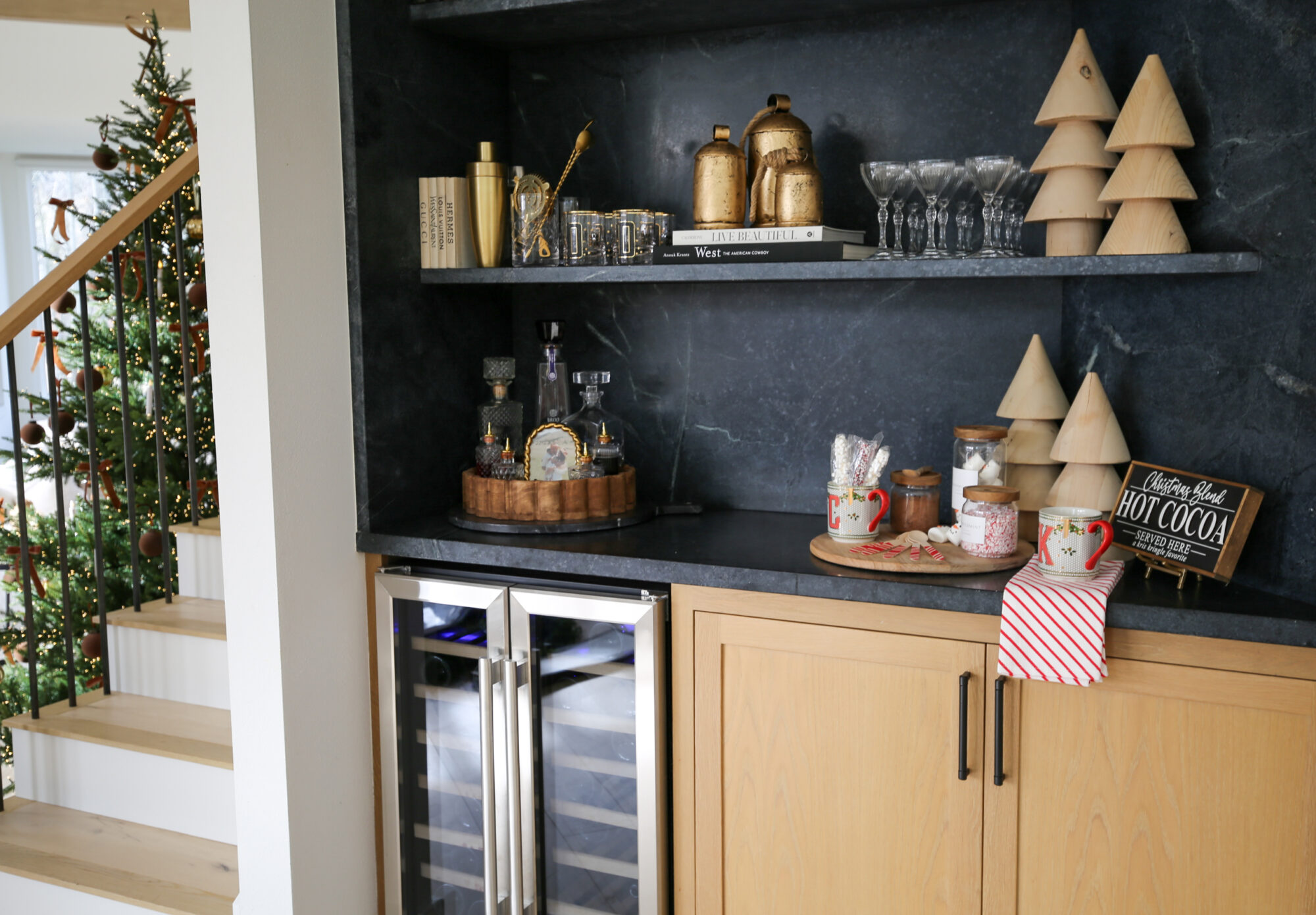 holiday hot cocoa bar