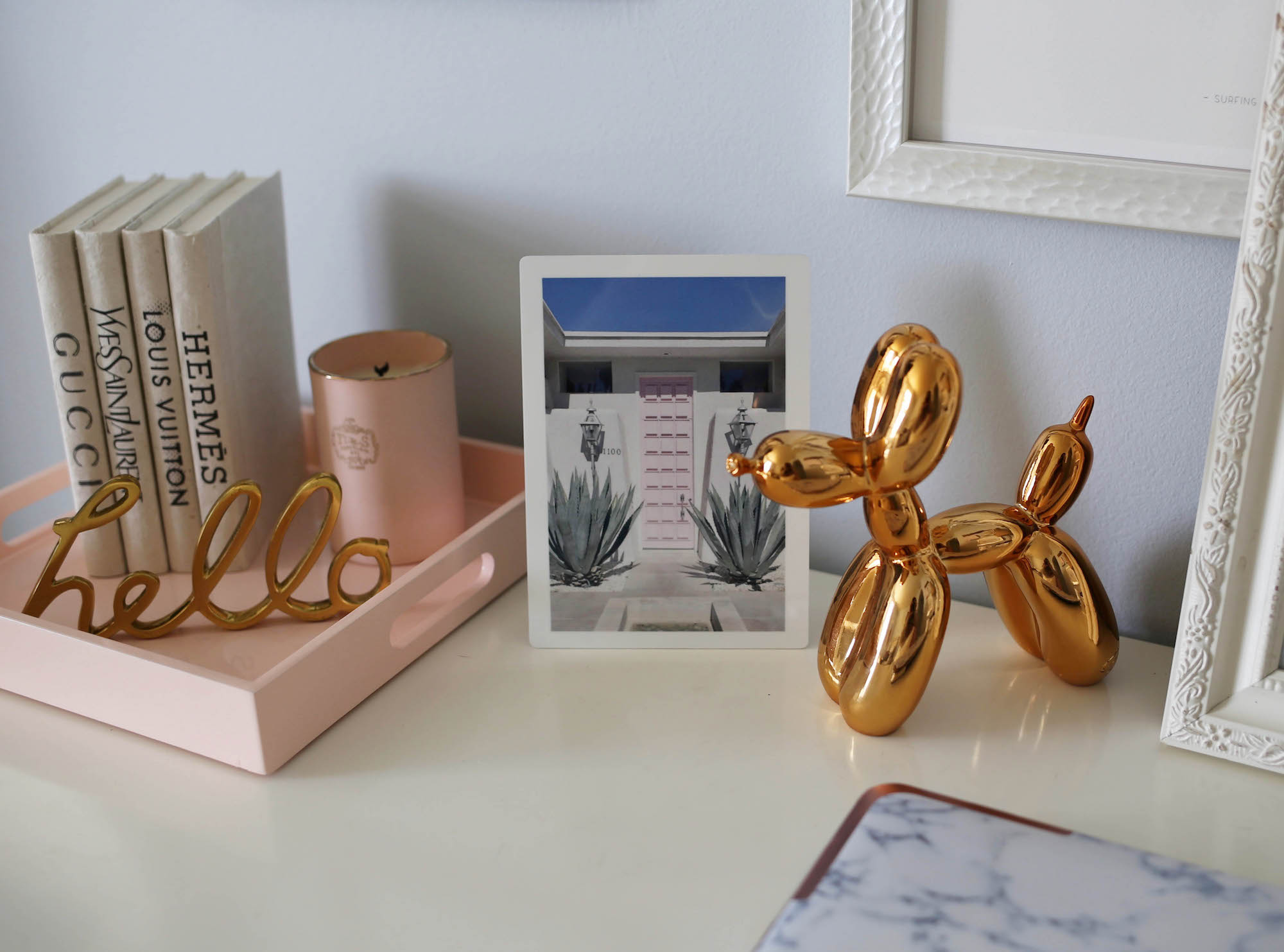 desk decor office space