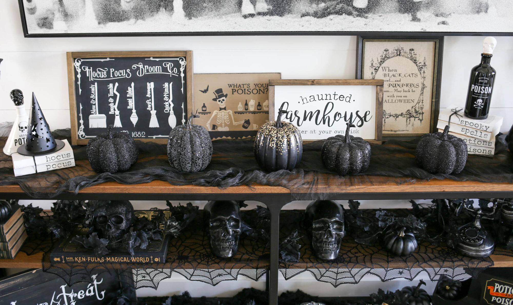 halloween decor 
