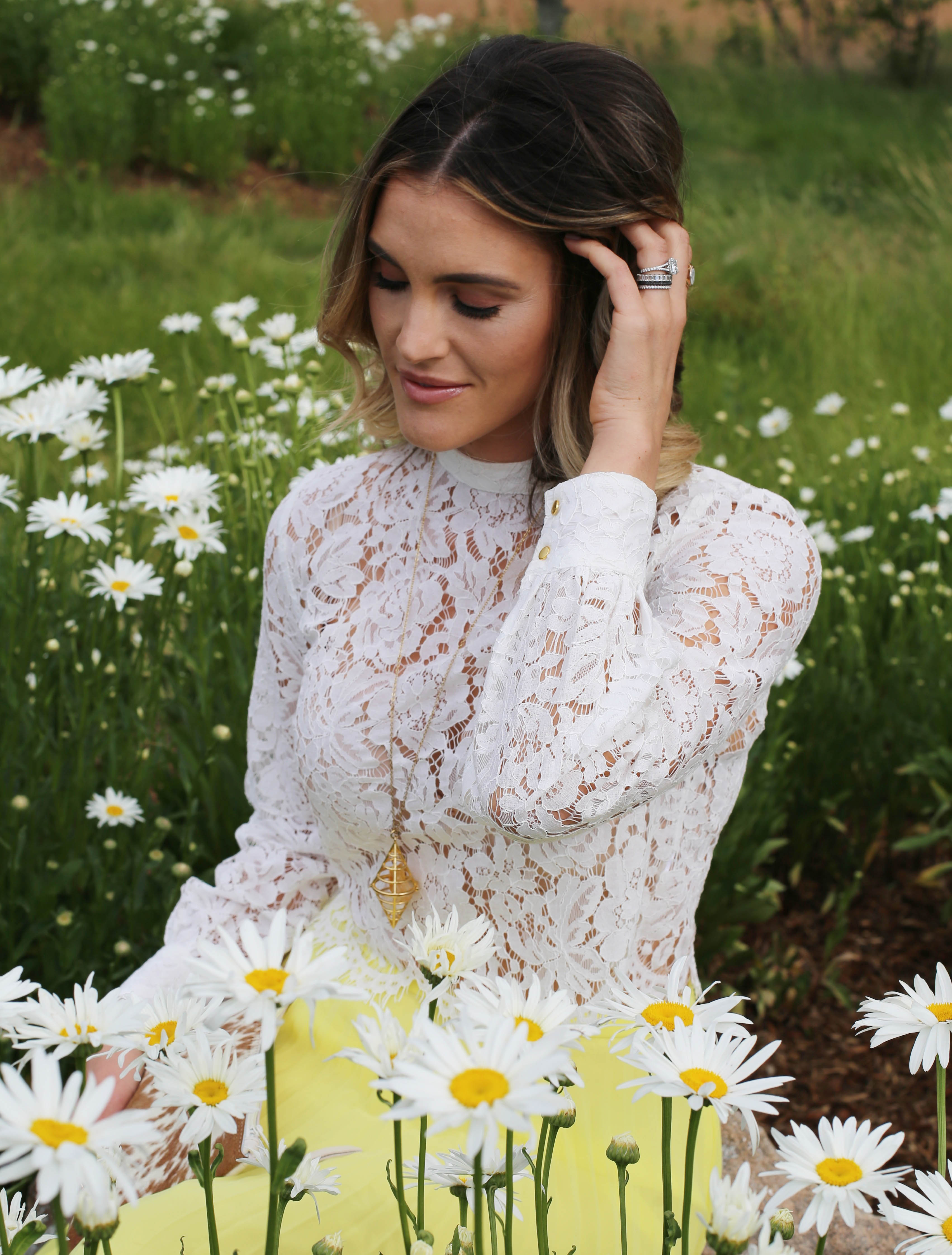 sv_daisies_yellow and lace styled by kasey