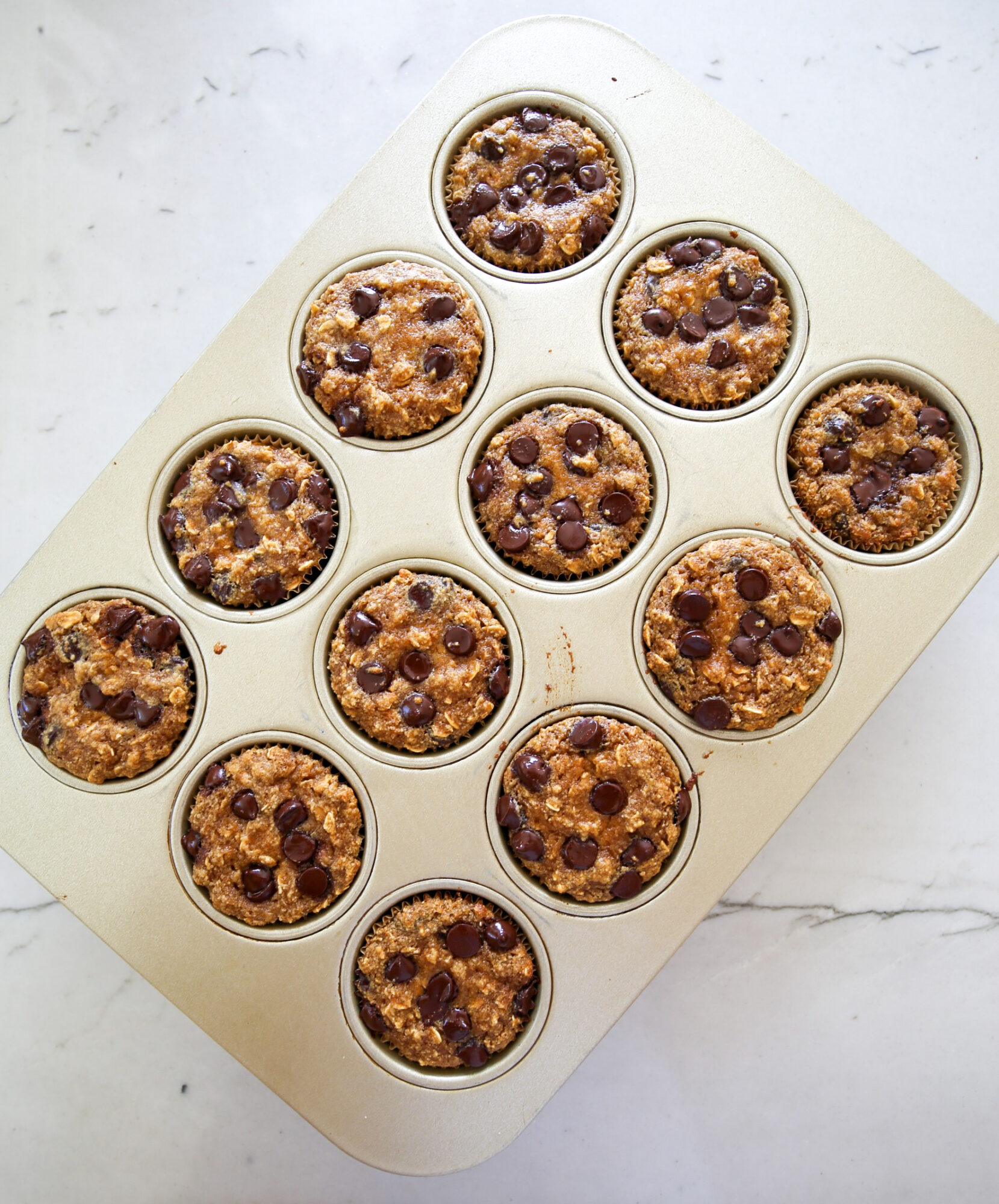 pumpkin oatmeal muffins