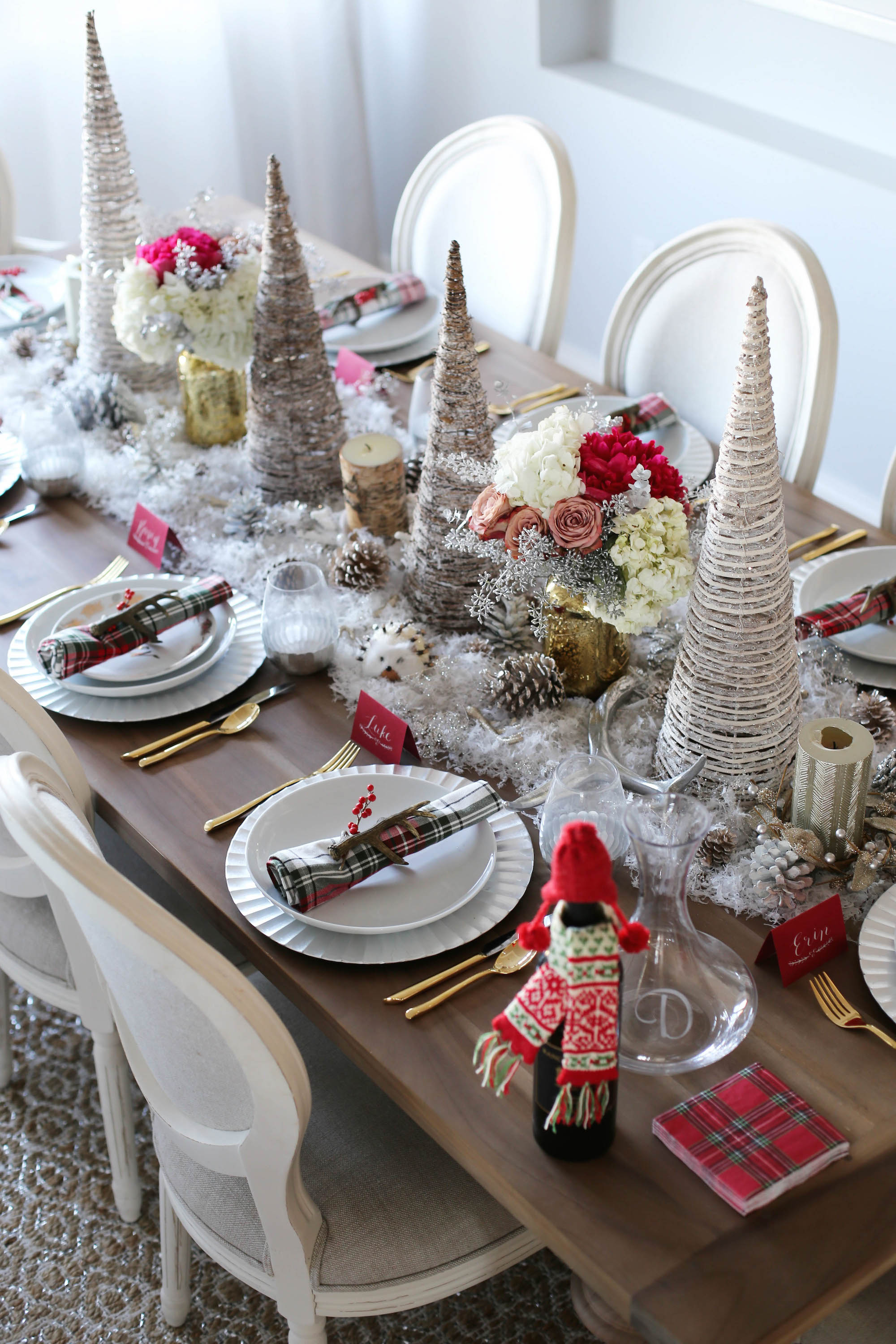 holiday tablescape styled by kasey