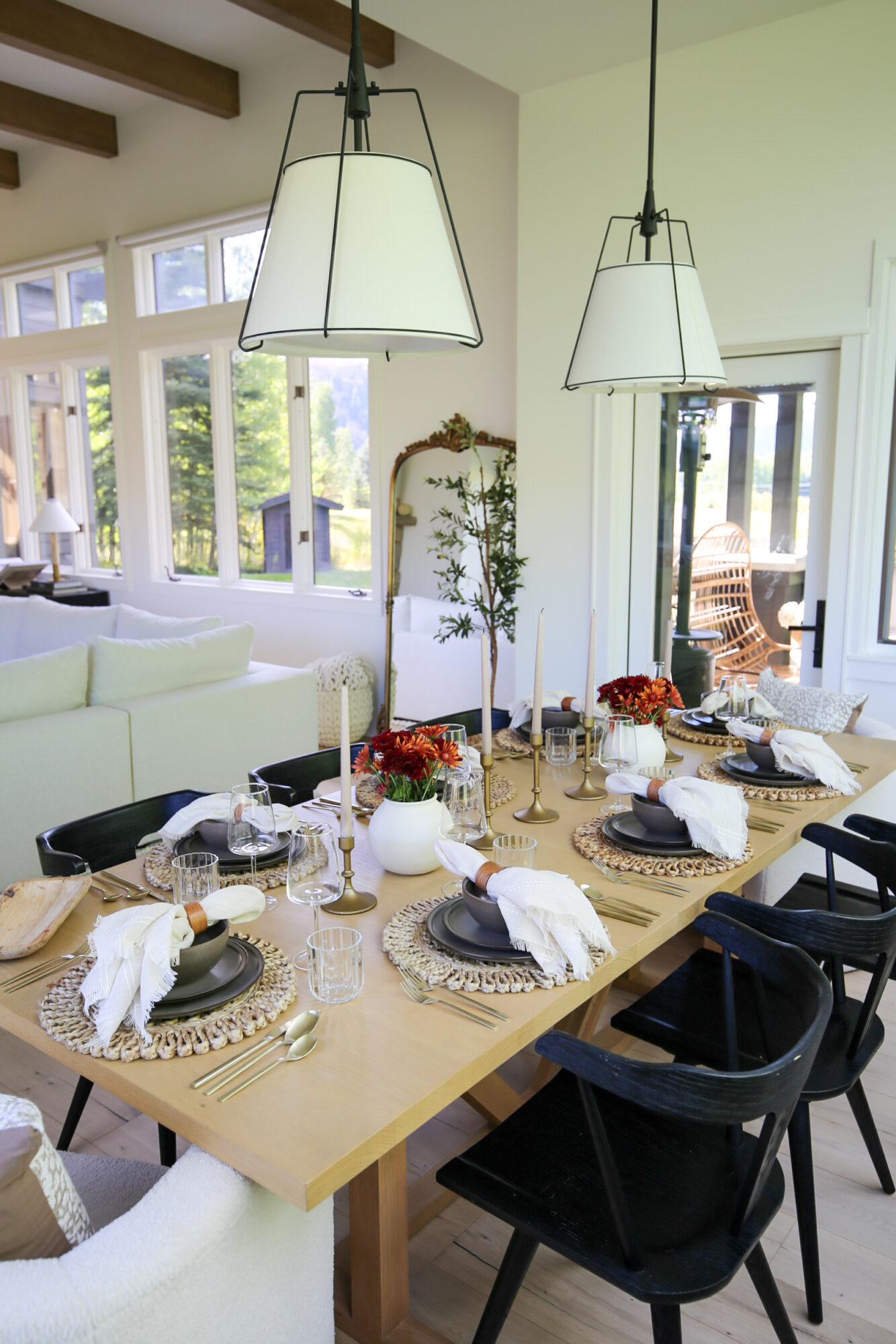 affordable fall tablescape 