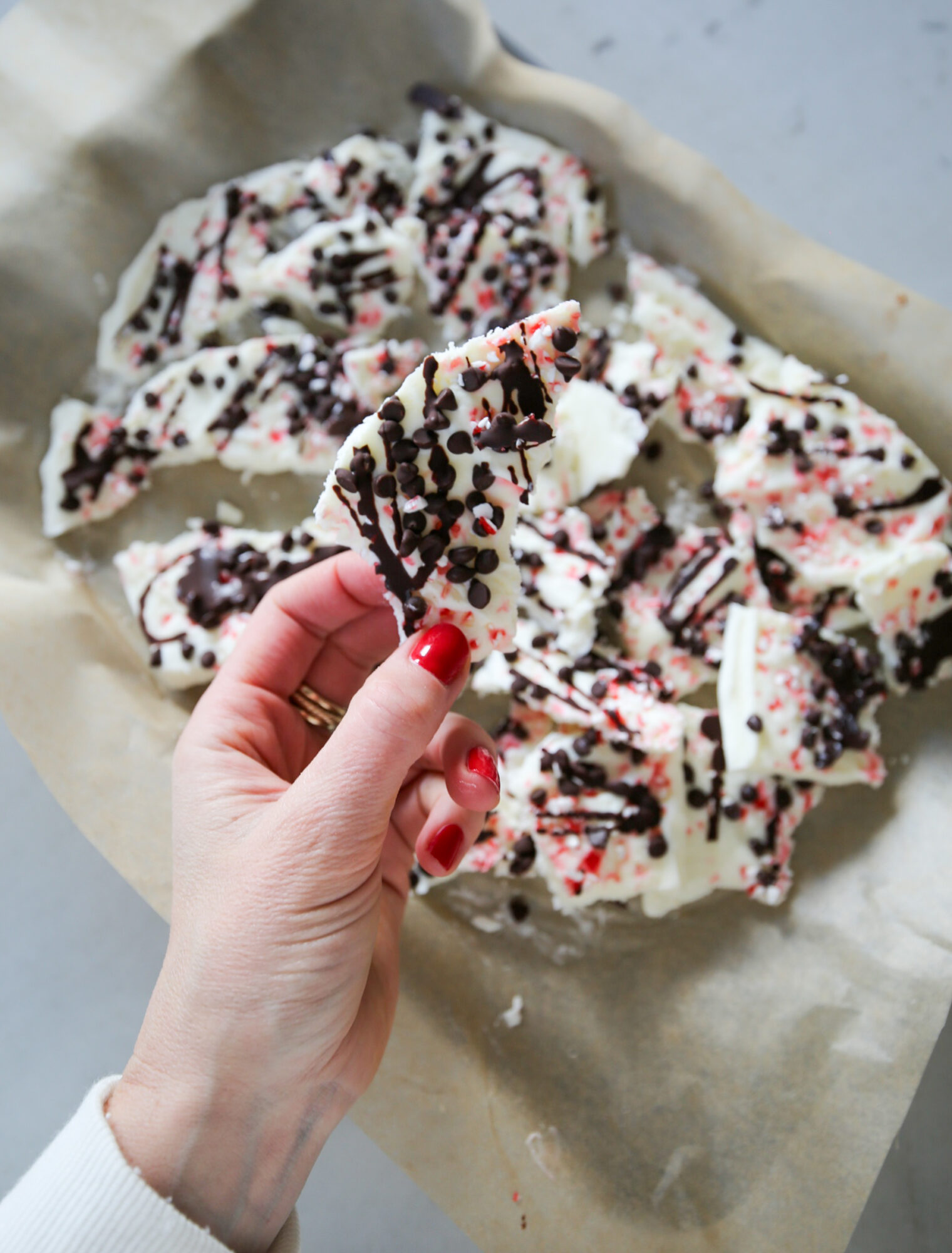 Holiday yogurt peppermint bark