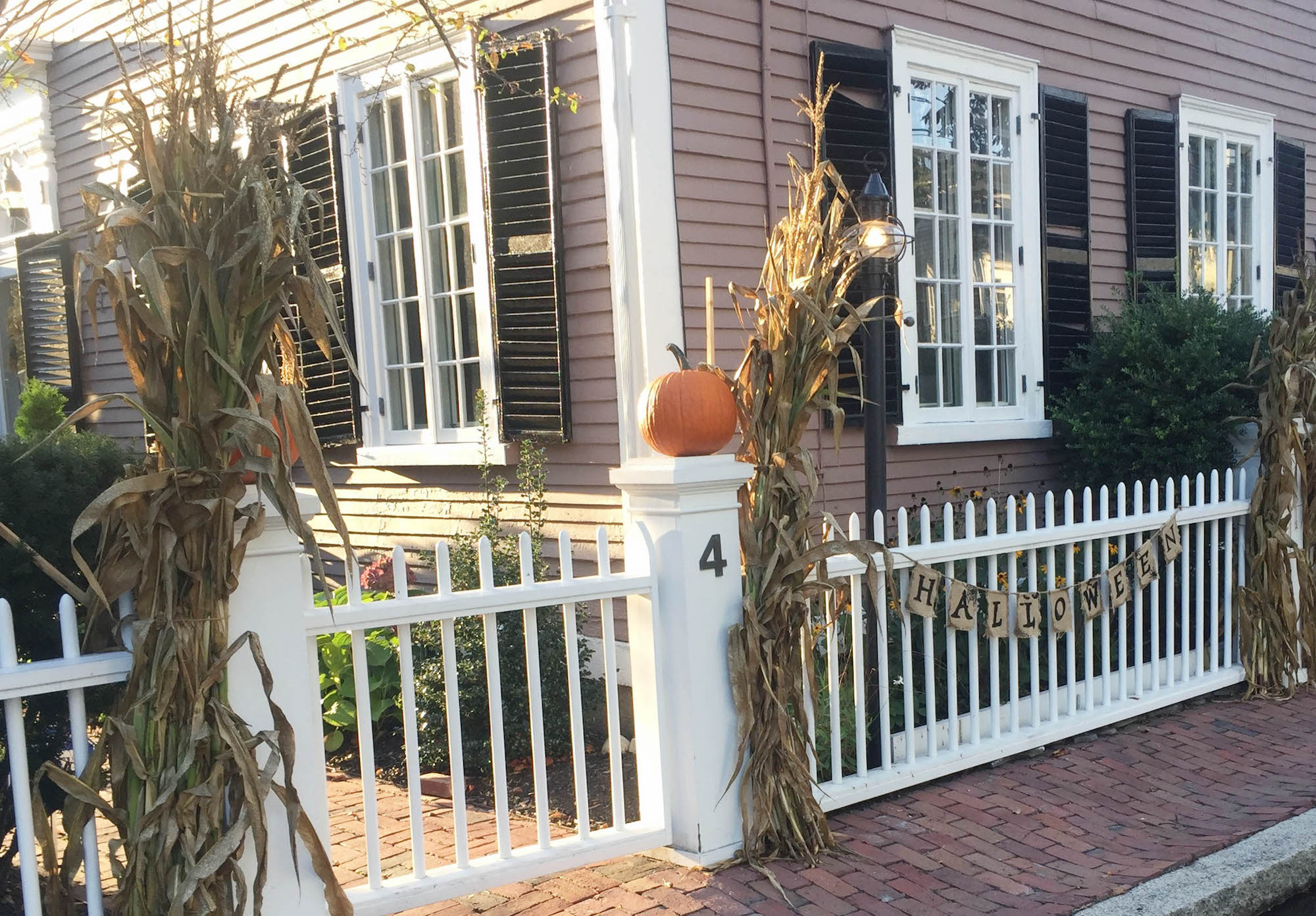 salem mass travel guide