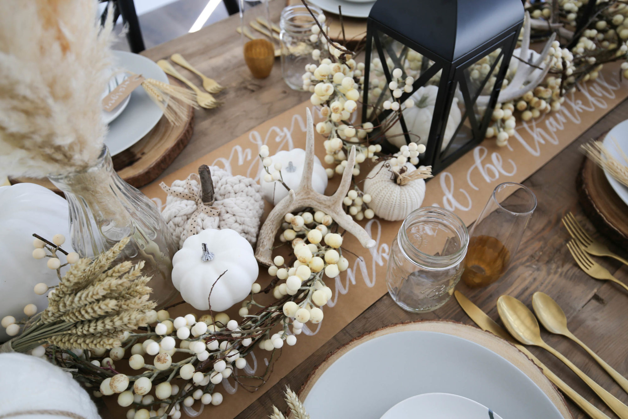 thanksgiving table