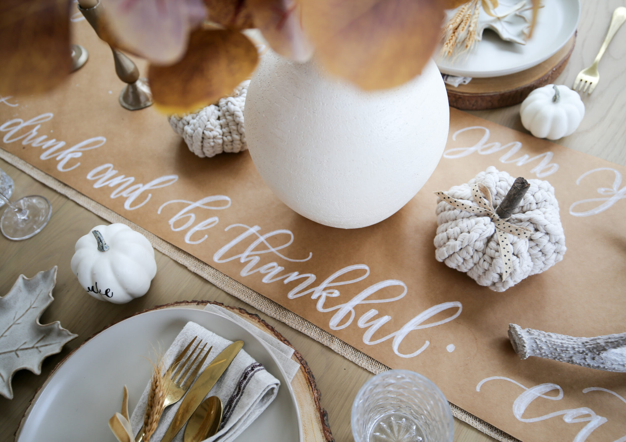 modern country neutral thanksgiving table