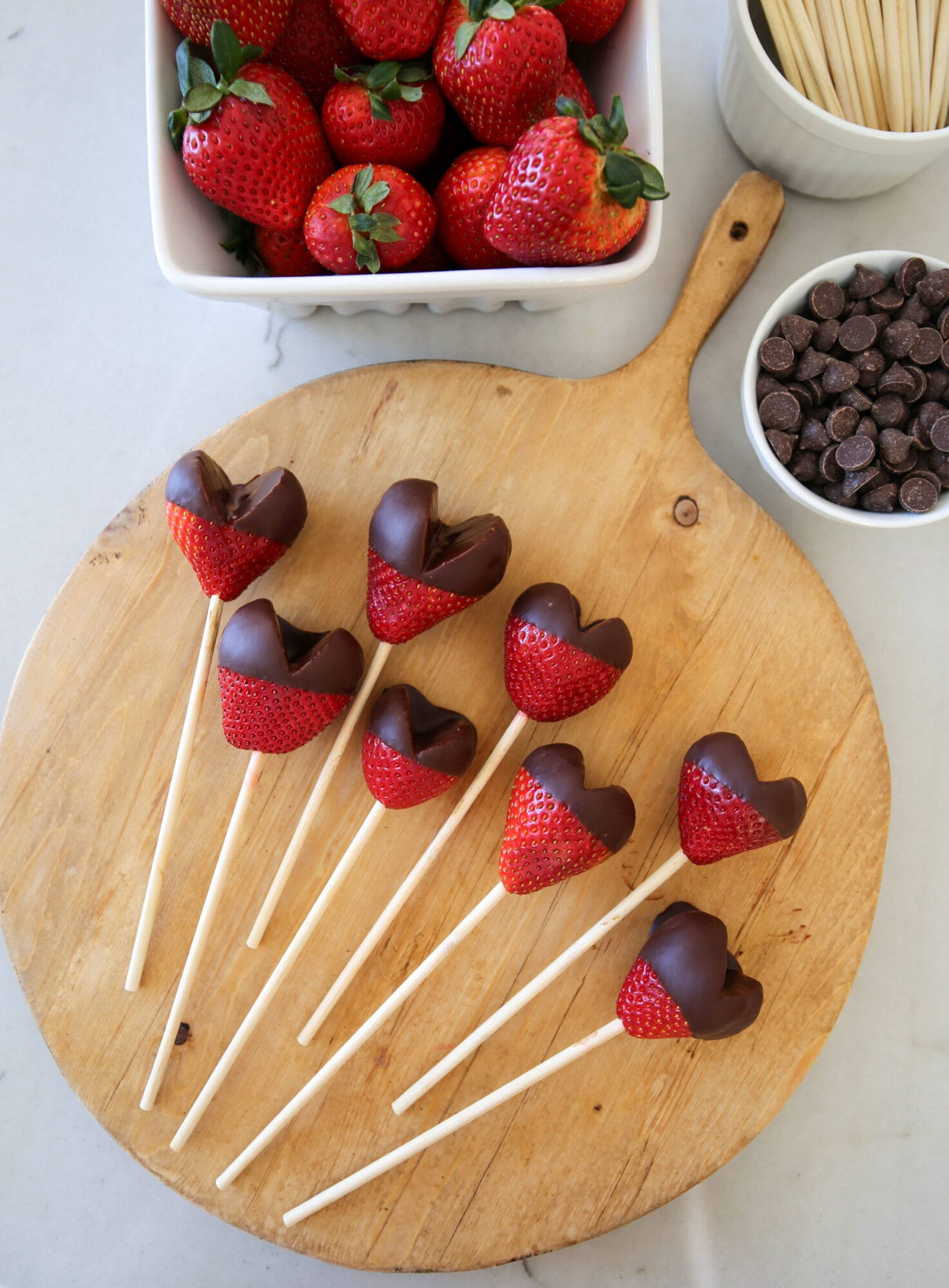 chocolate strawberry heart pops