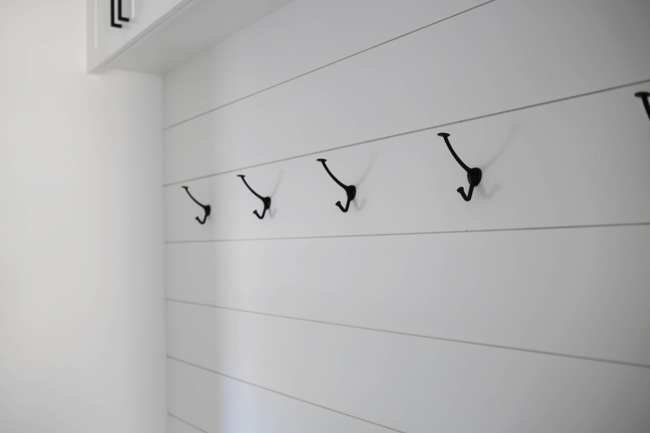 farmhouse mudroom