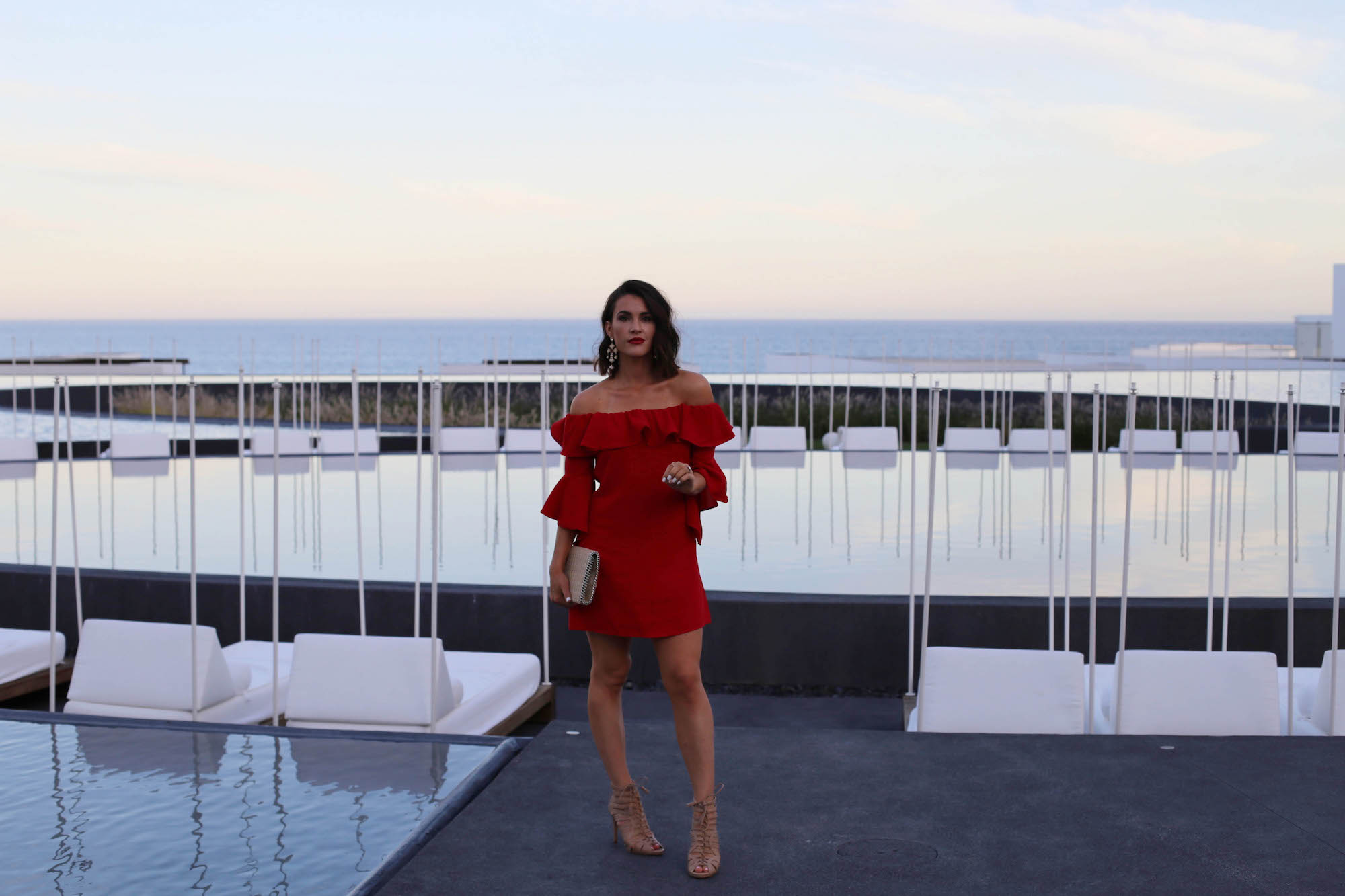 lady in red