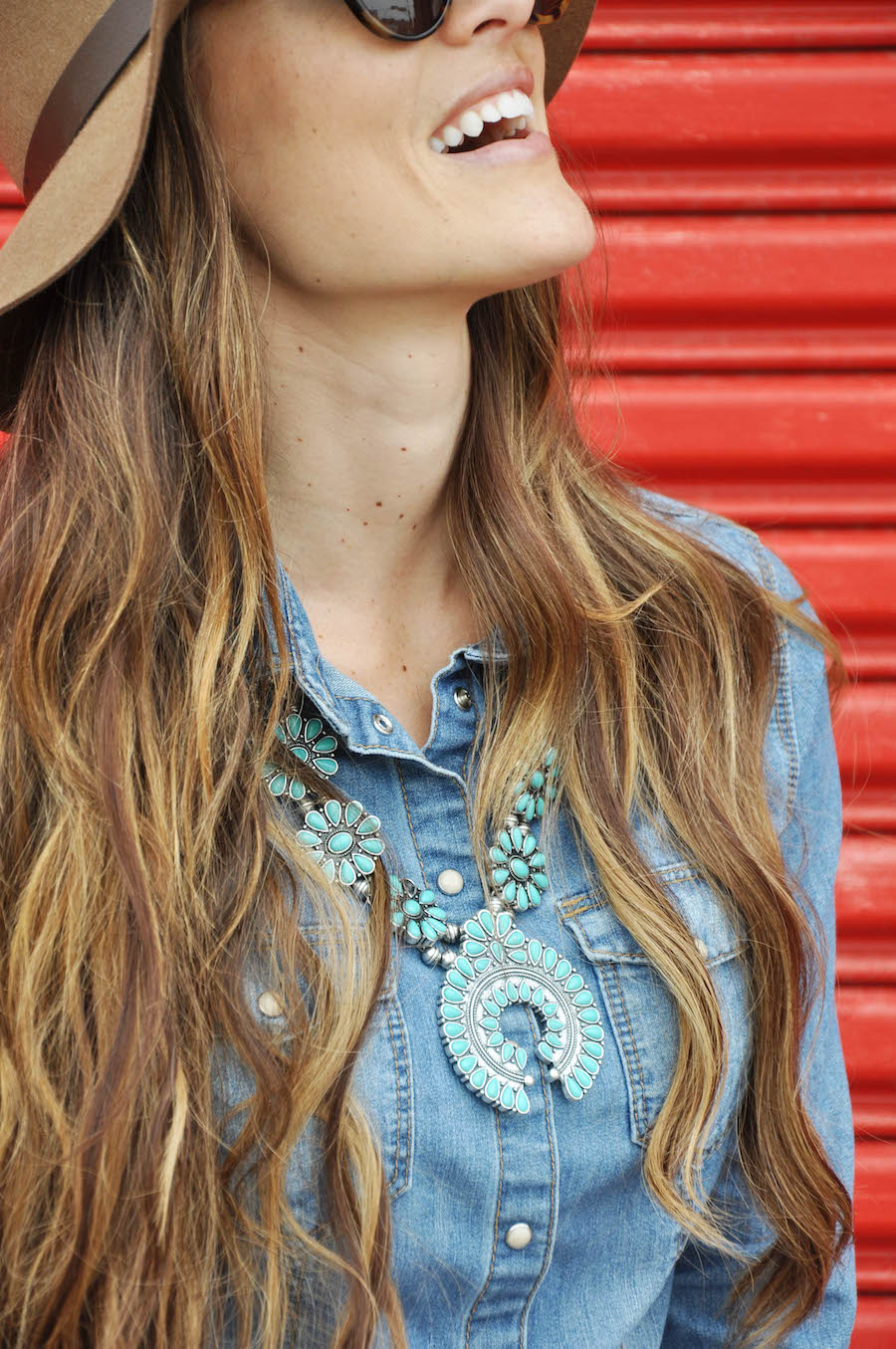 denim turquoise white jeans