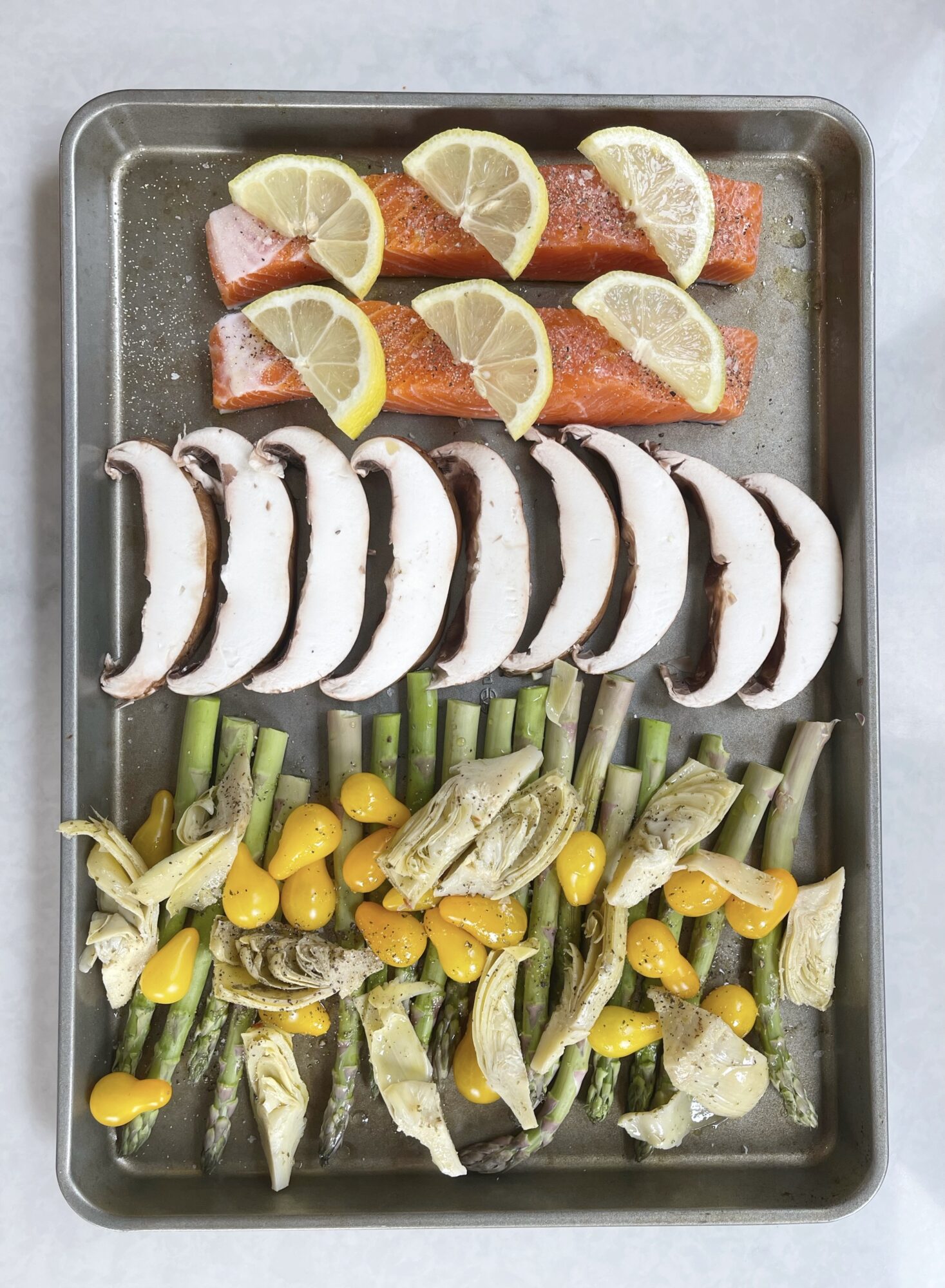 salmon sheet pan dinner