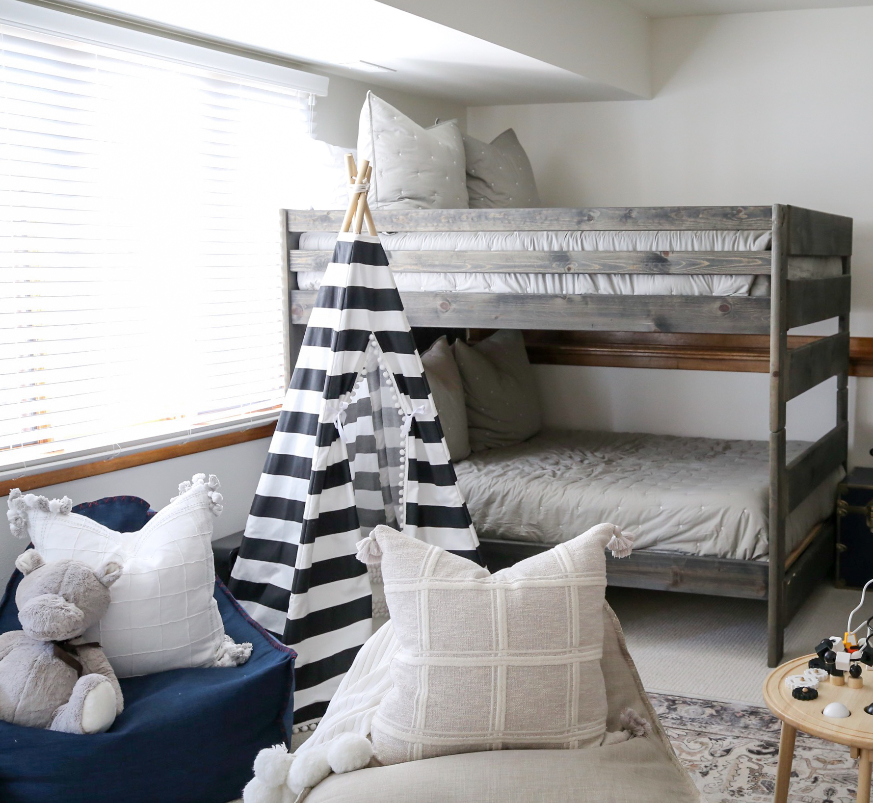 bunk and play room before and after
