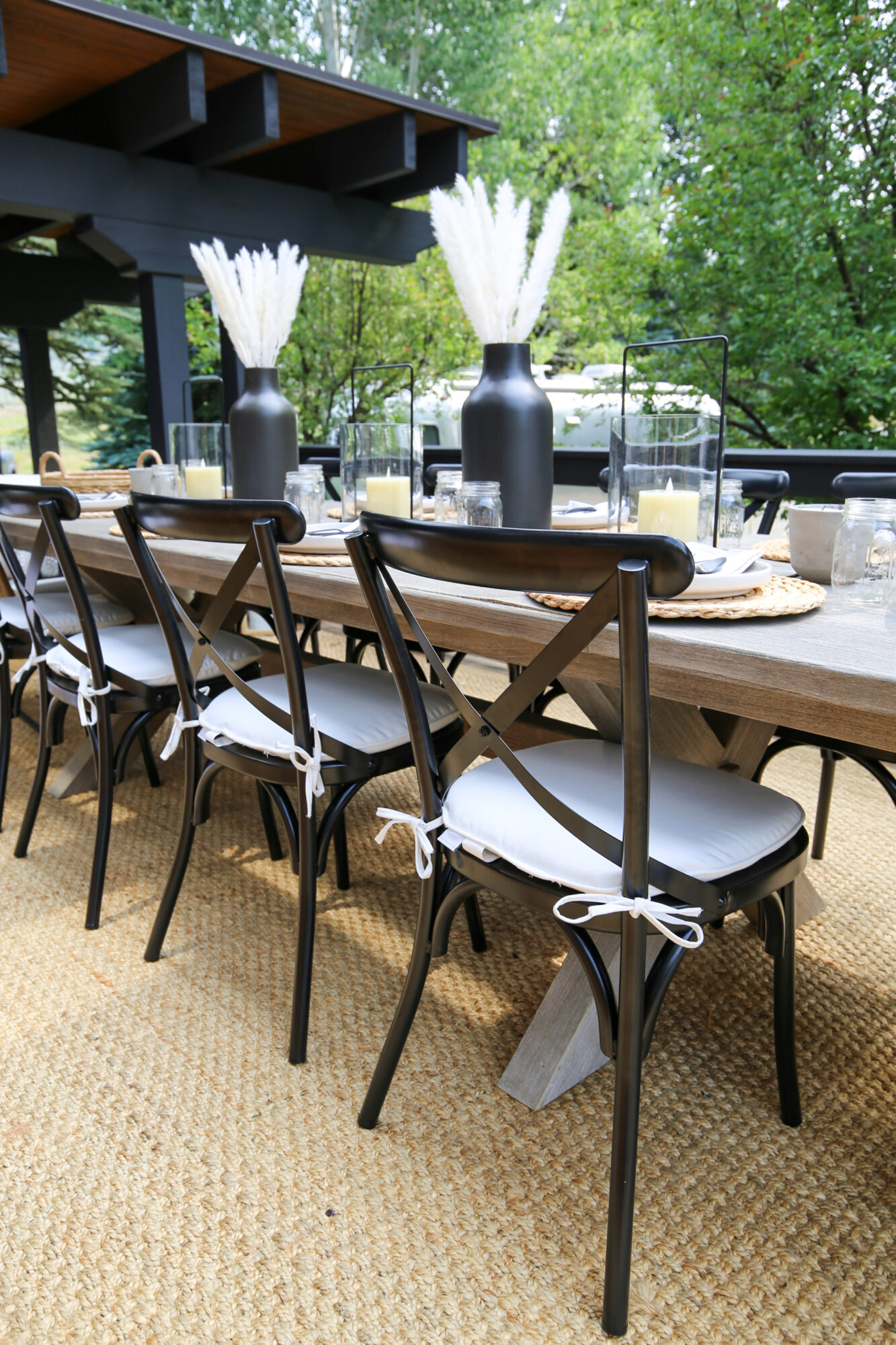 outdoor dining simple farmhouse table