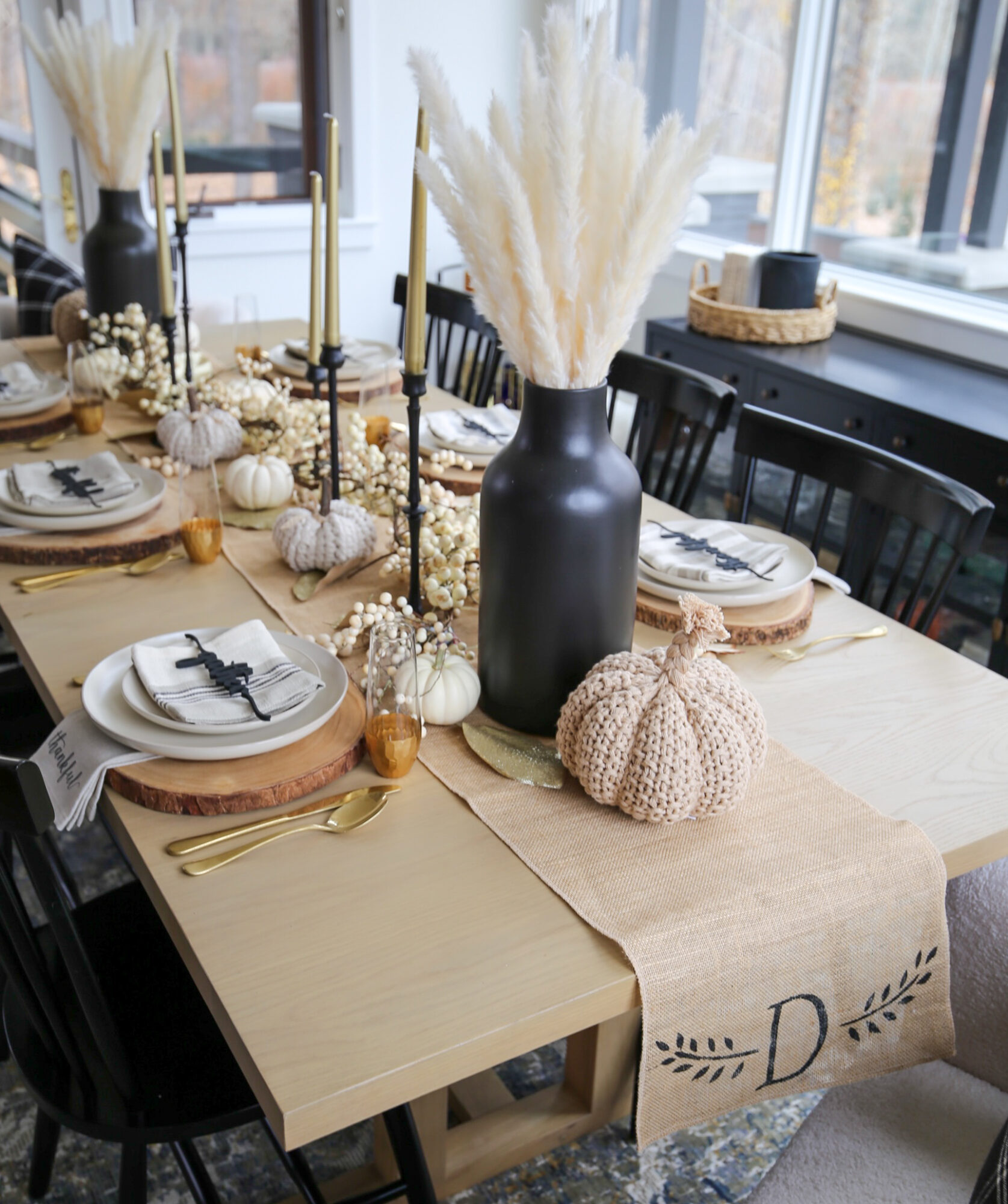 thanksgiving table