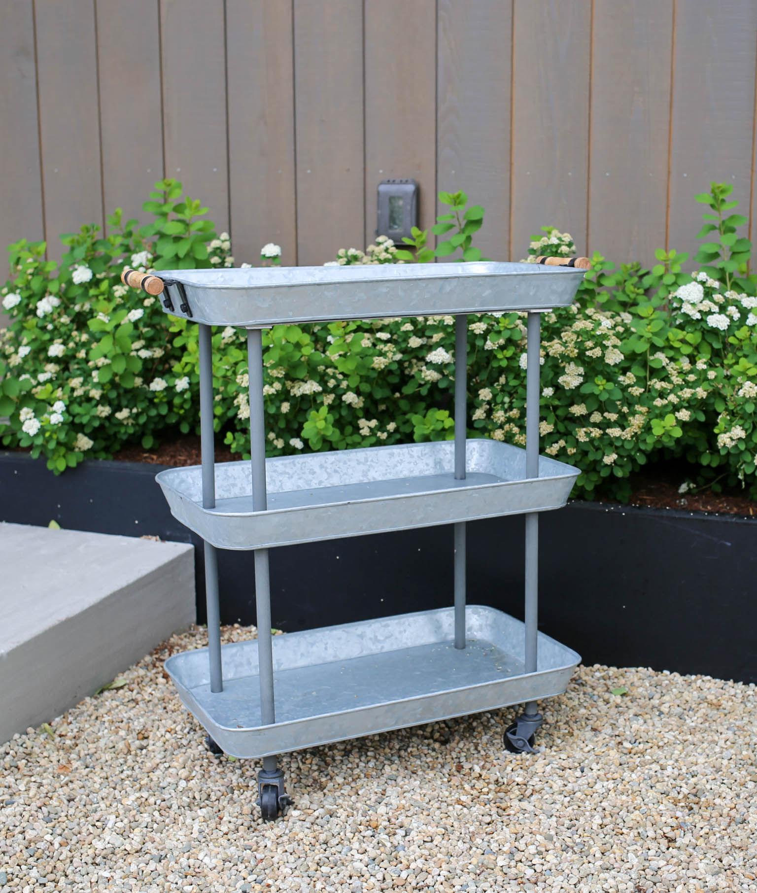 outdoor living pottery barn
