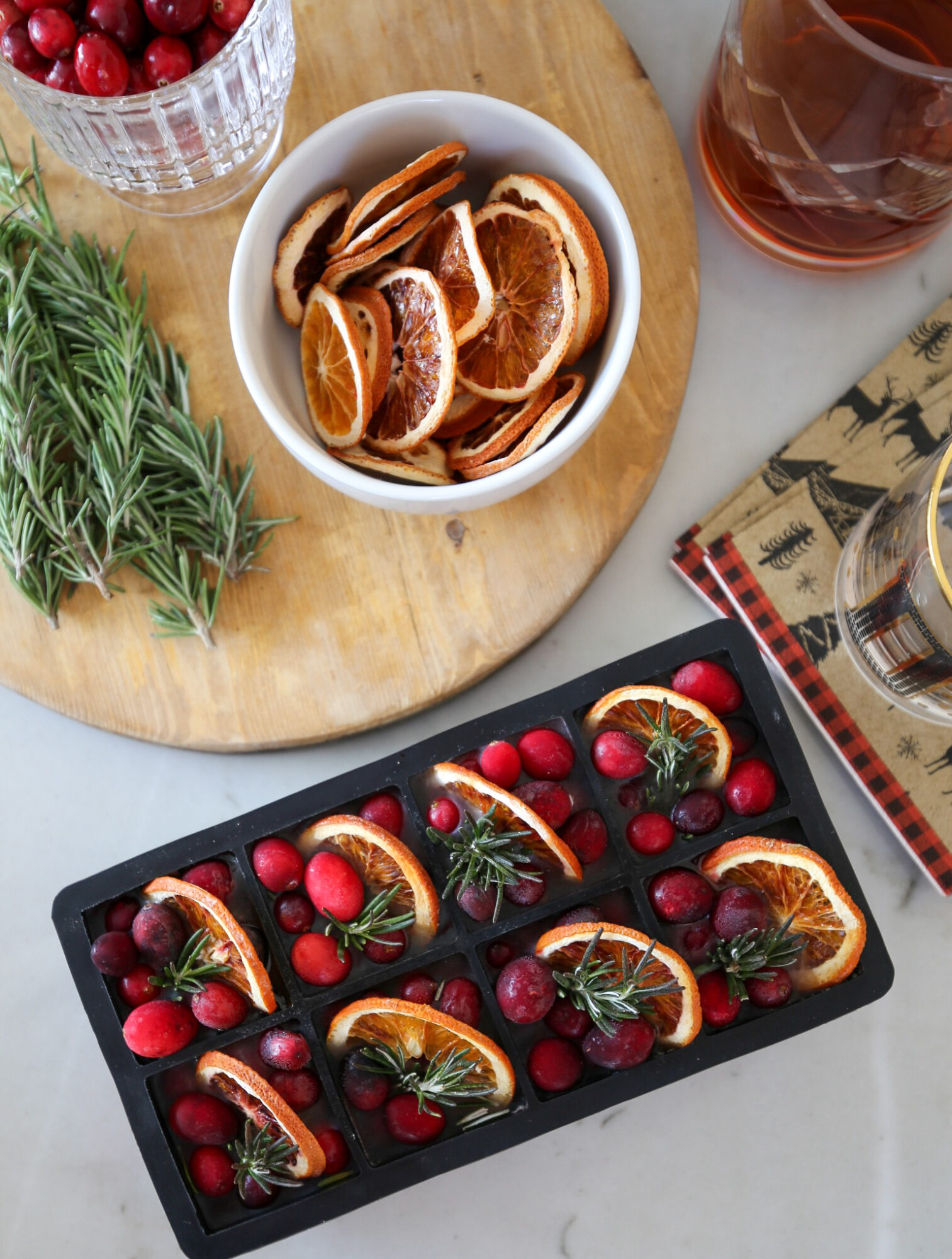 holiday ice cubes