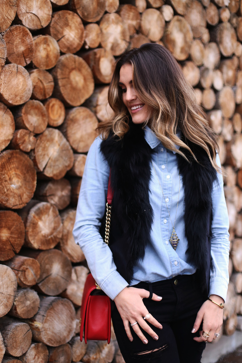 wood wall_mountain town fresh