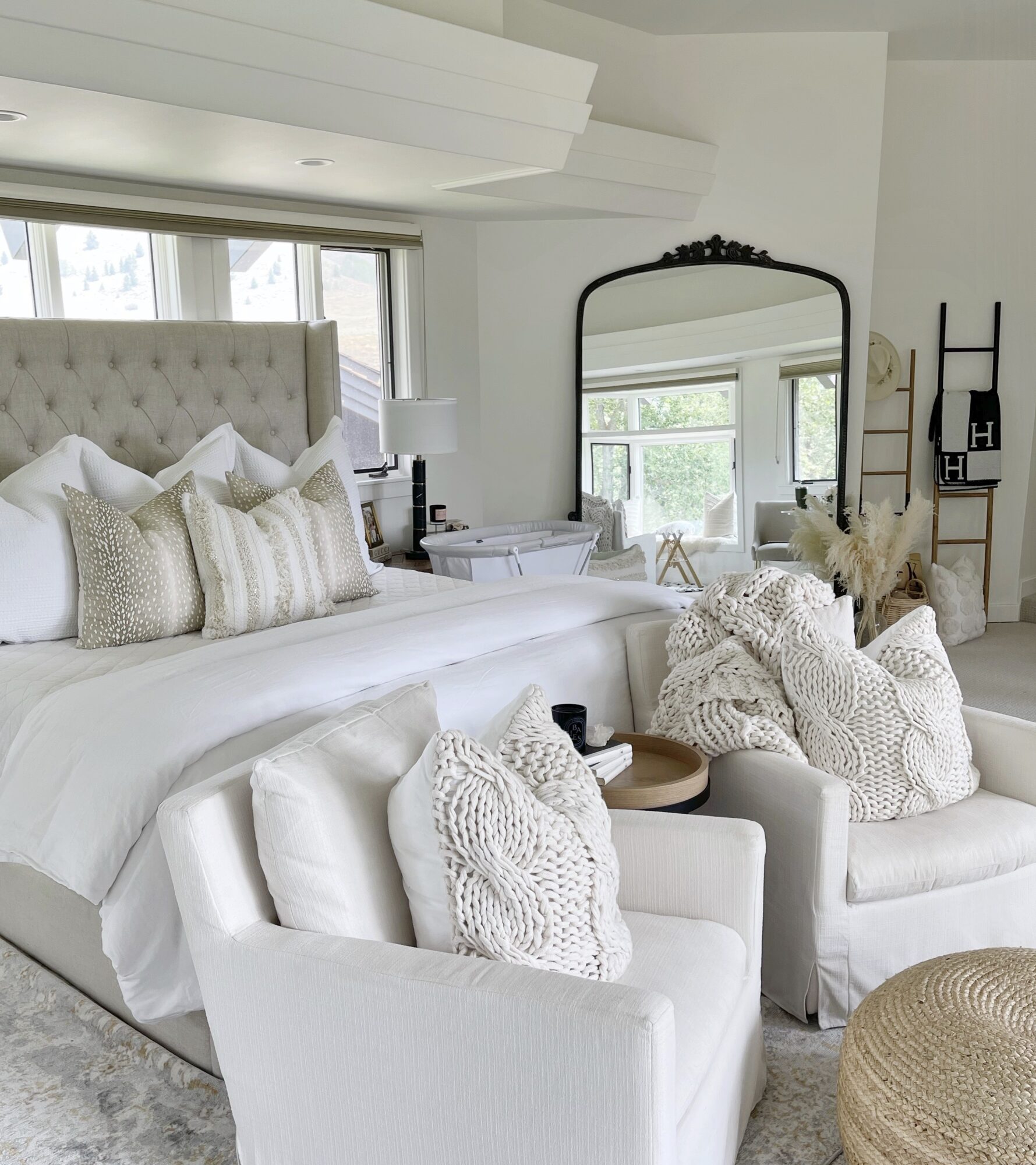 bedroom decor 