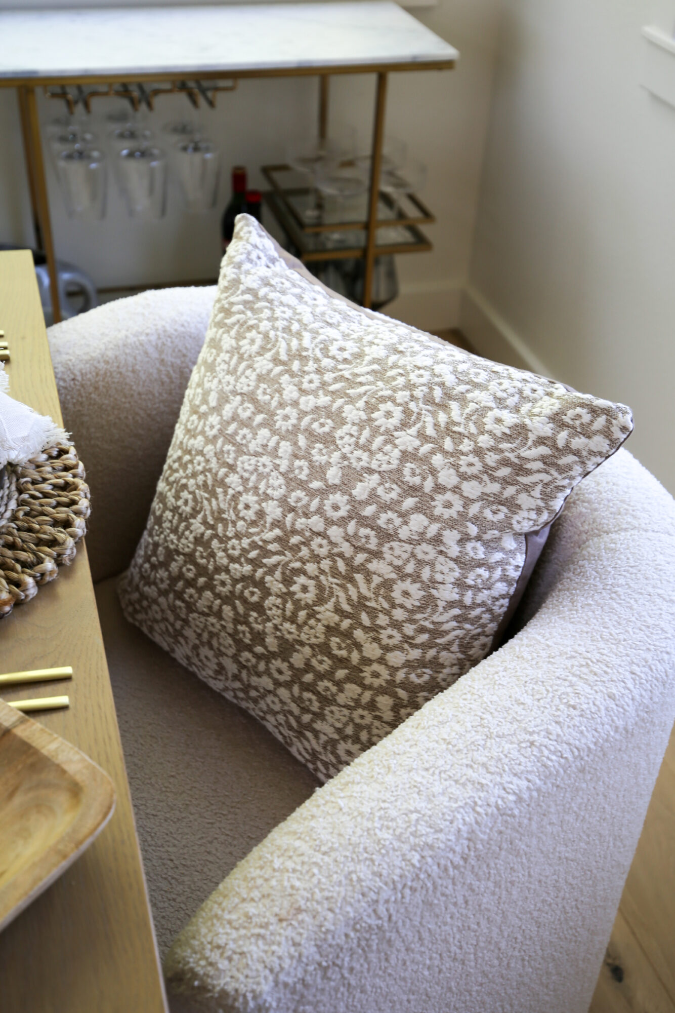affordable fall tablescape 