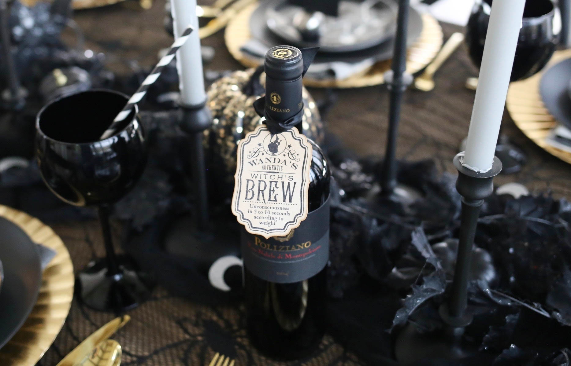 halloween tablescape