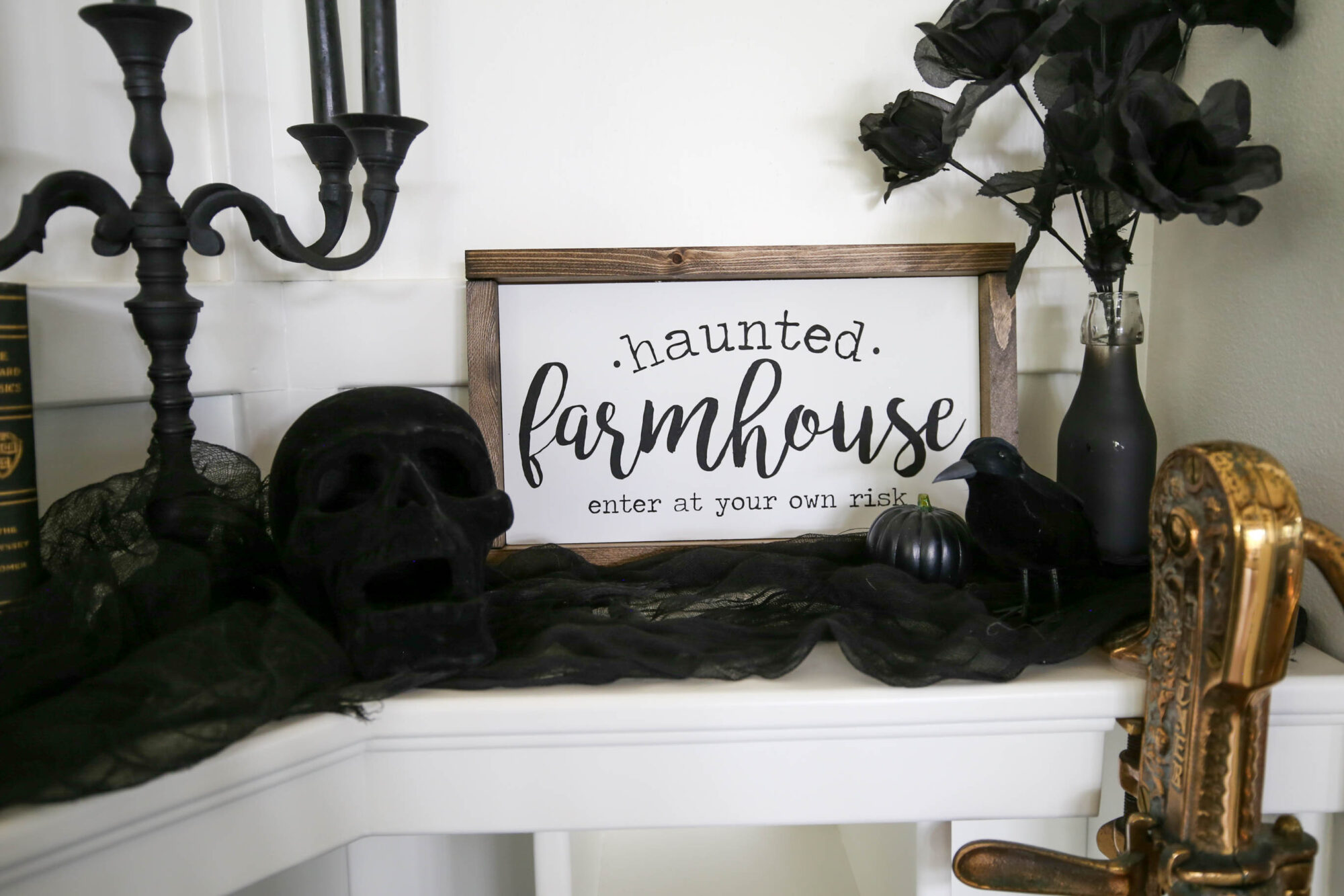 halloween mantel