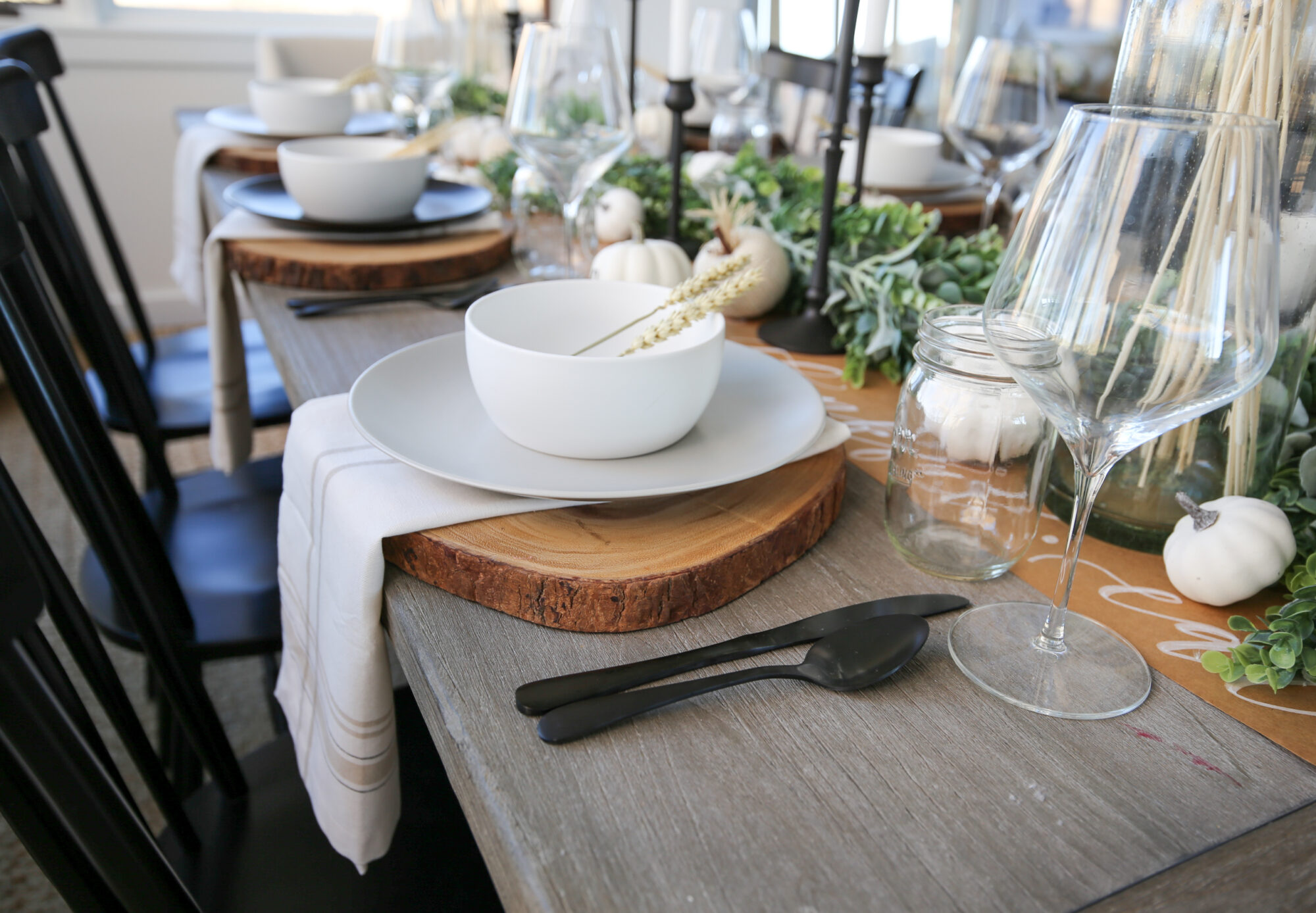 thanksgiving table