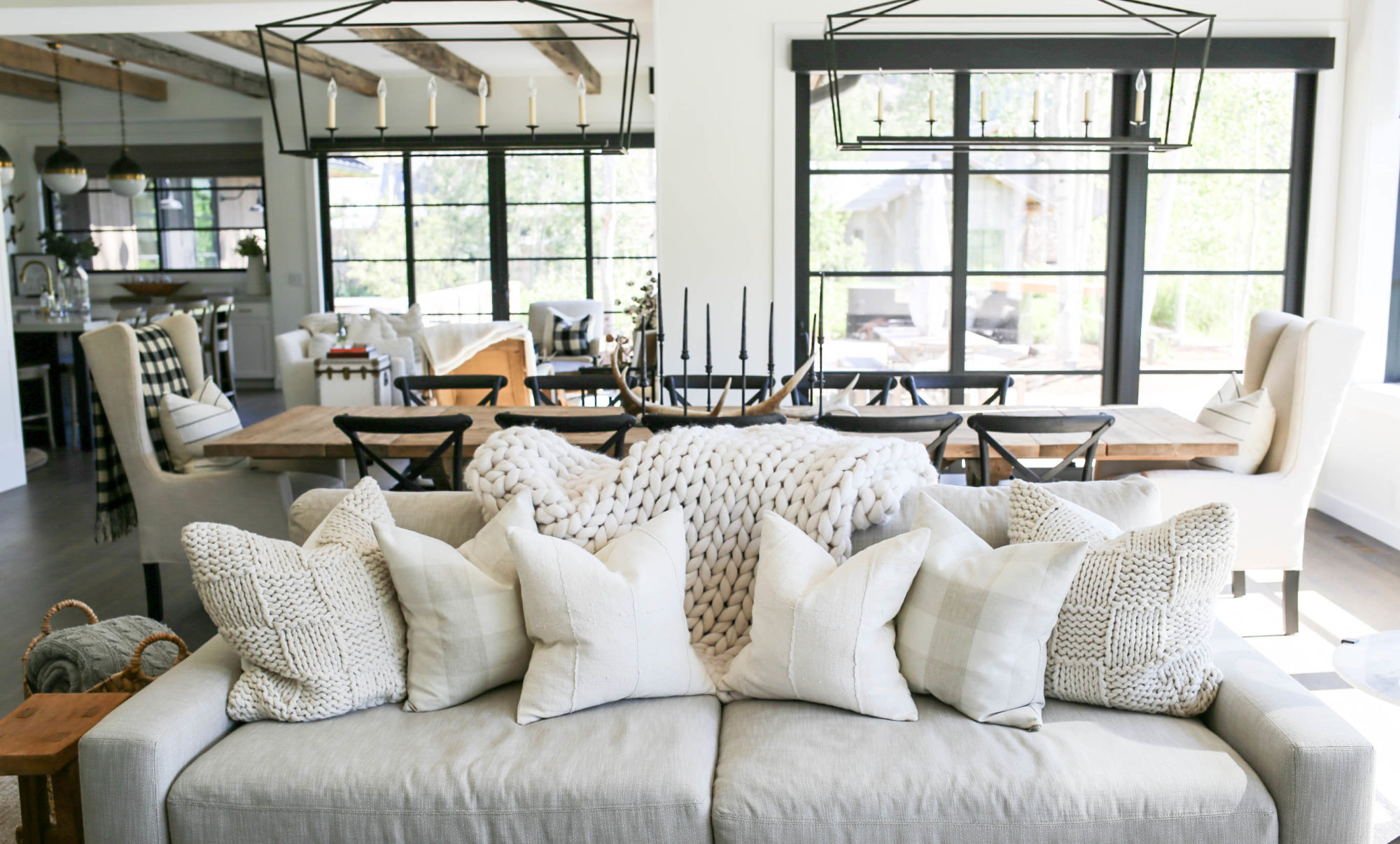 modern farmhouse living room