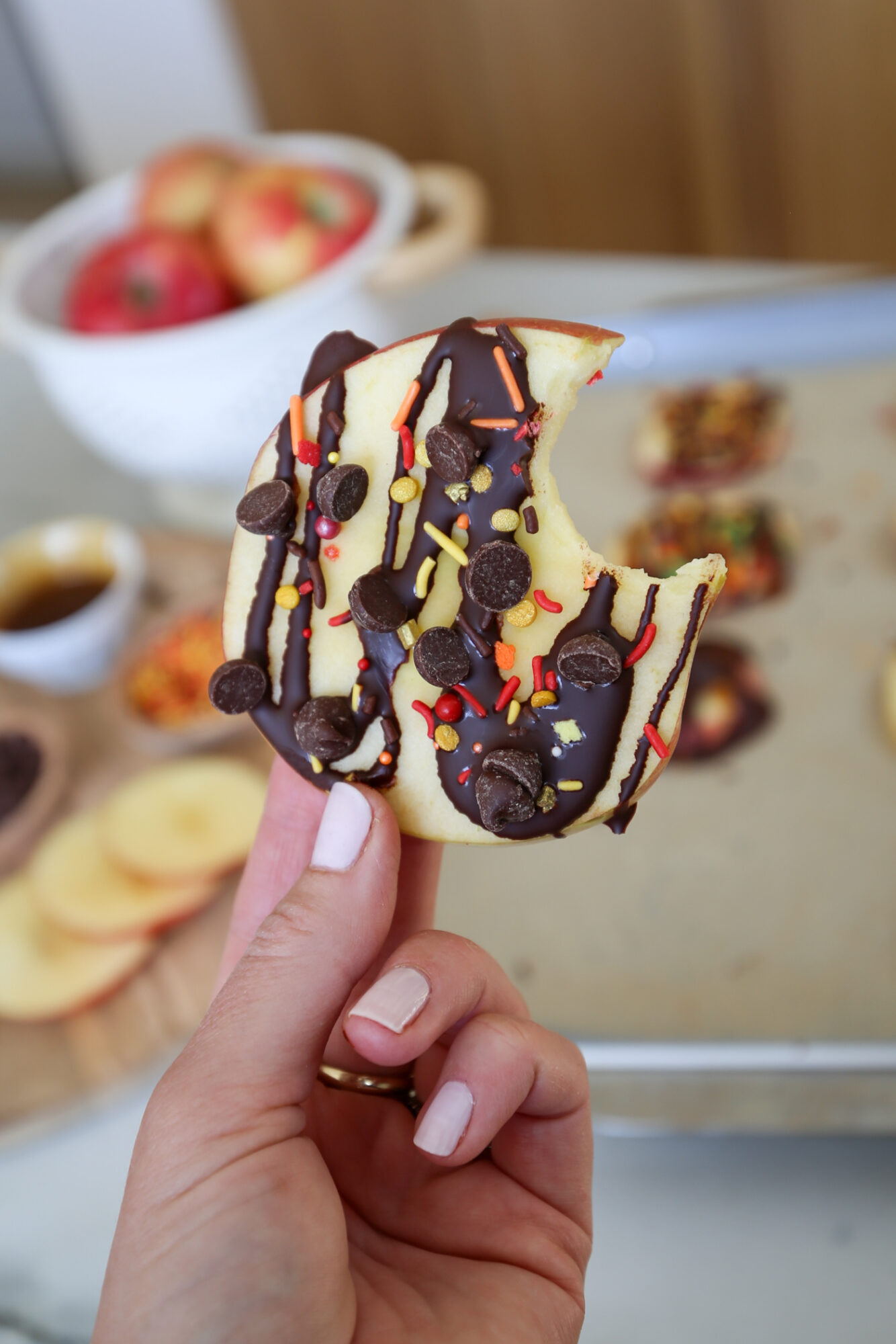 fall chocolate caramel apple slices