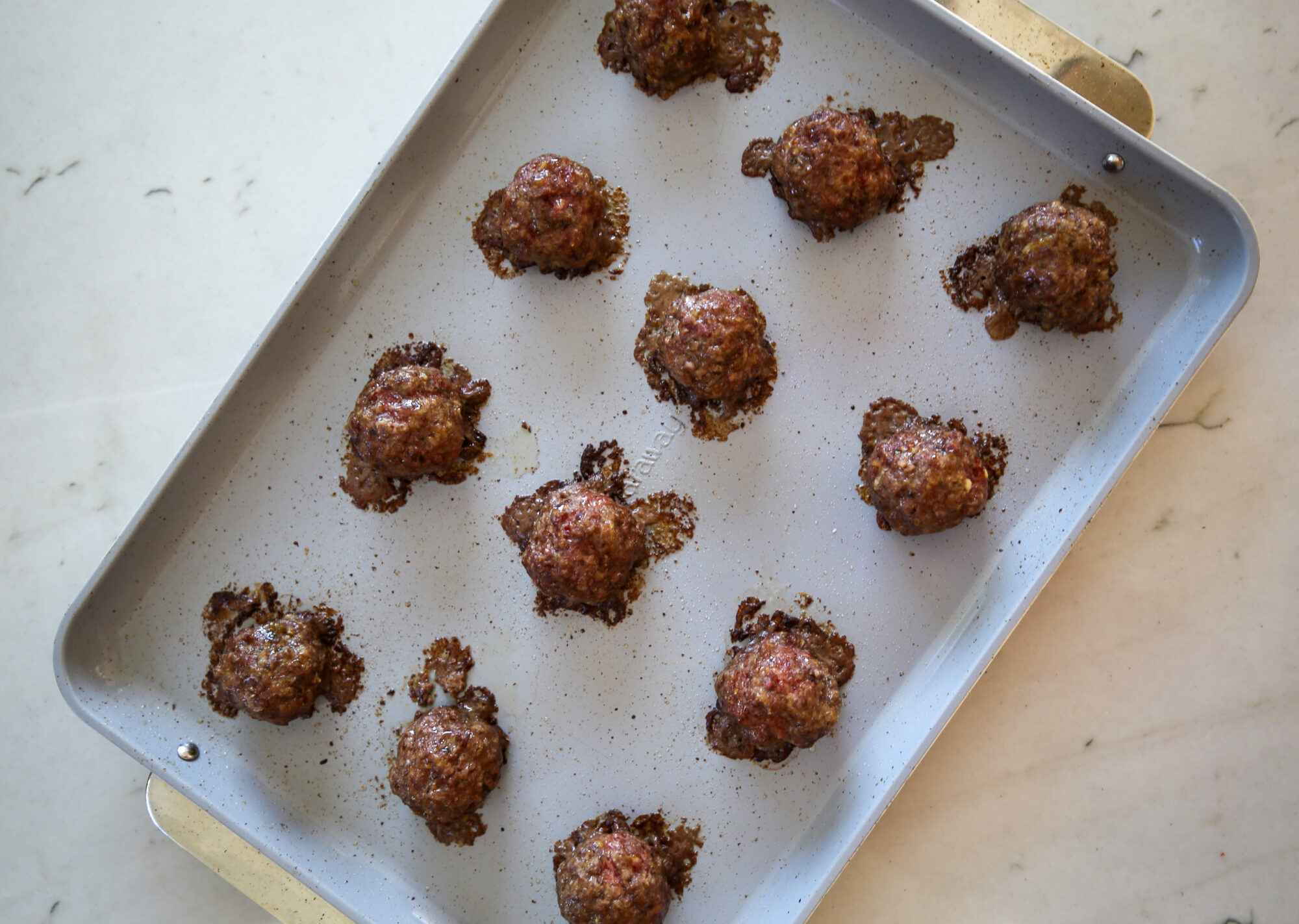 baked gras-fed beef meatballs