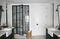 farmhouse bathroom