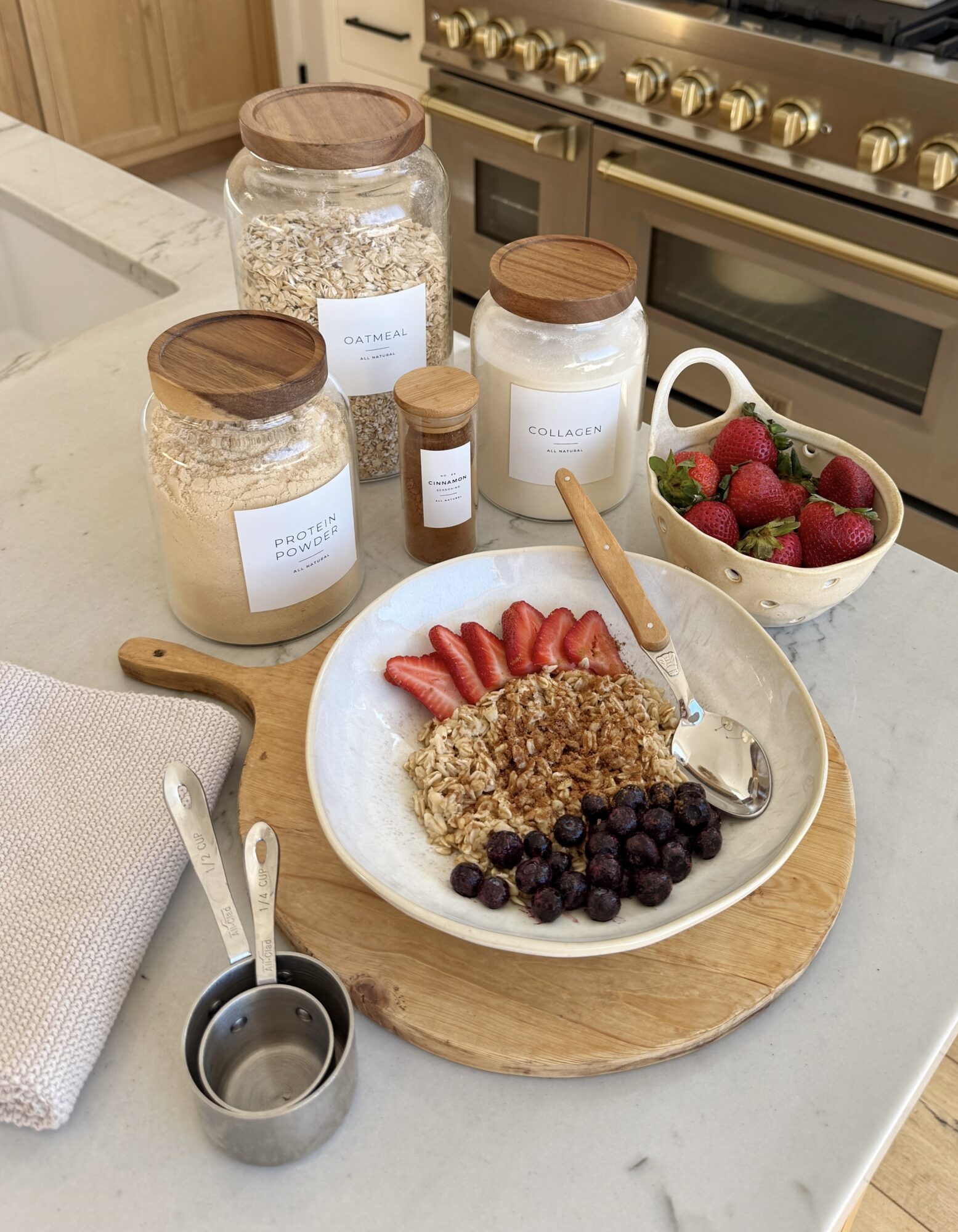 protein fiber oatmeal bowl