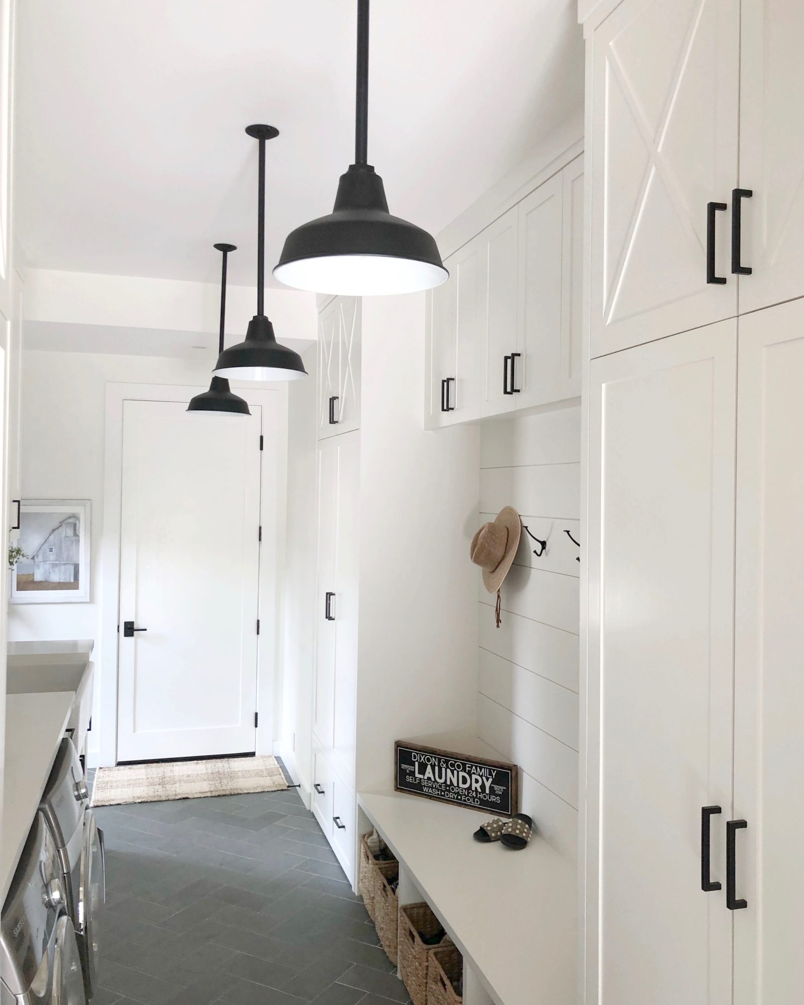 modern farmhouse paint colors