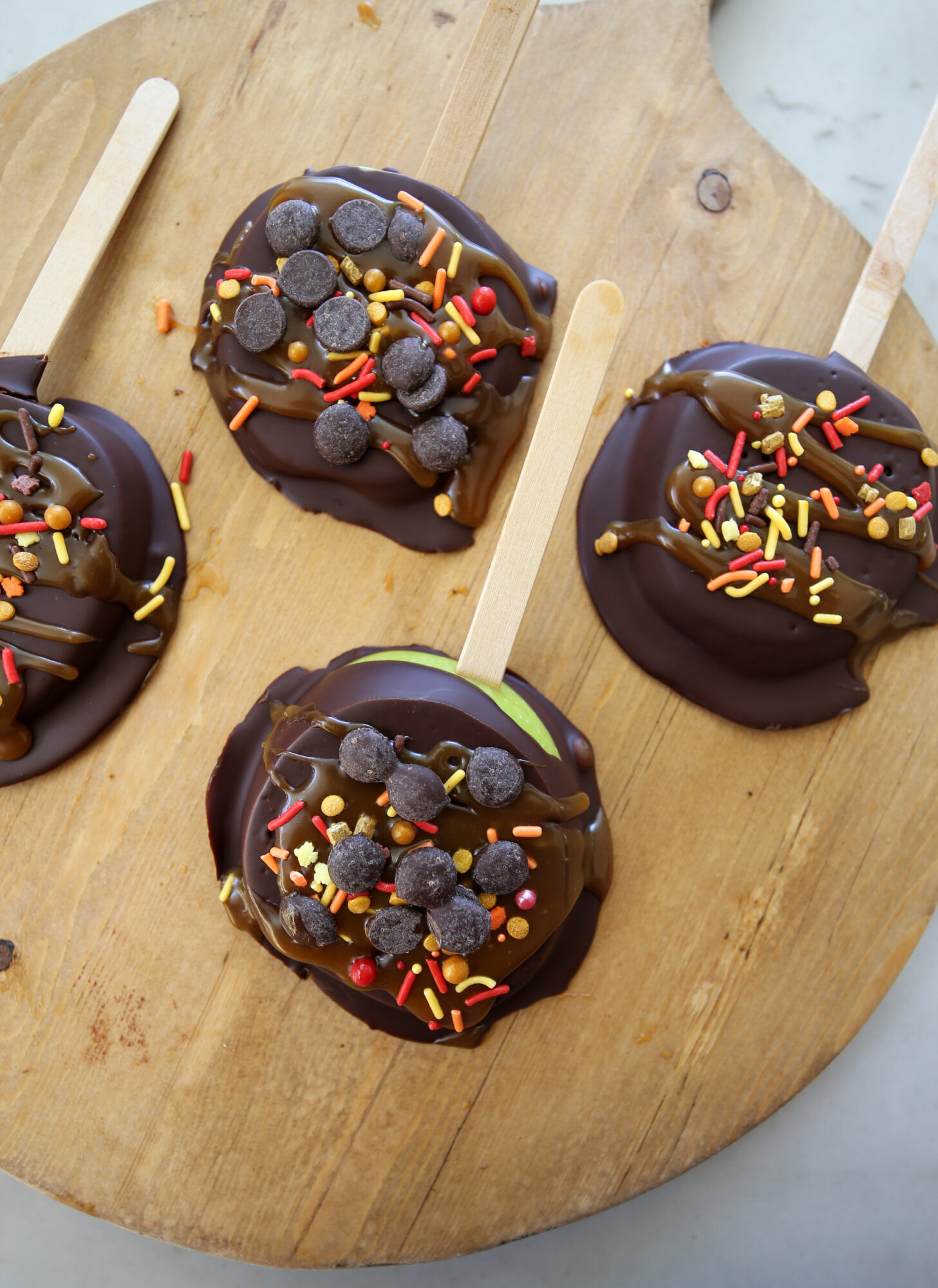 chocolate caramel apple pops