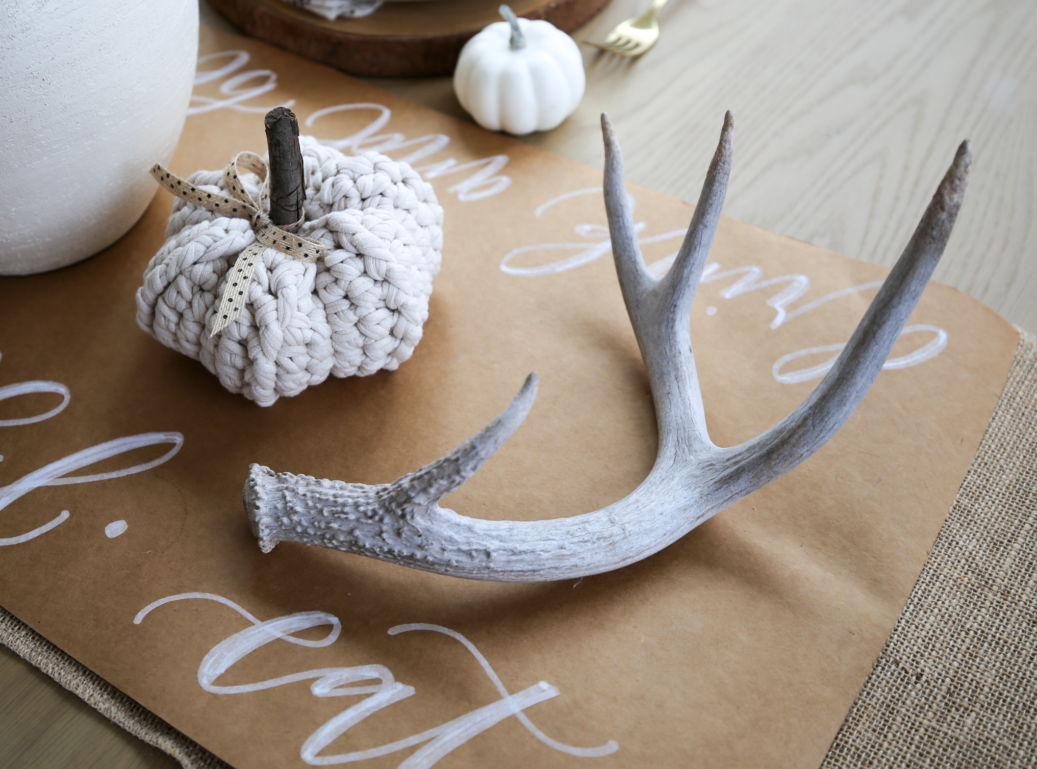 modern country neutral thanksgiving table