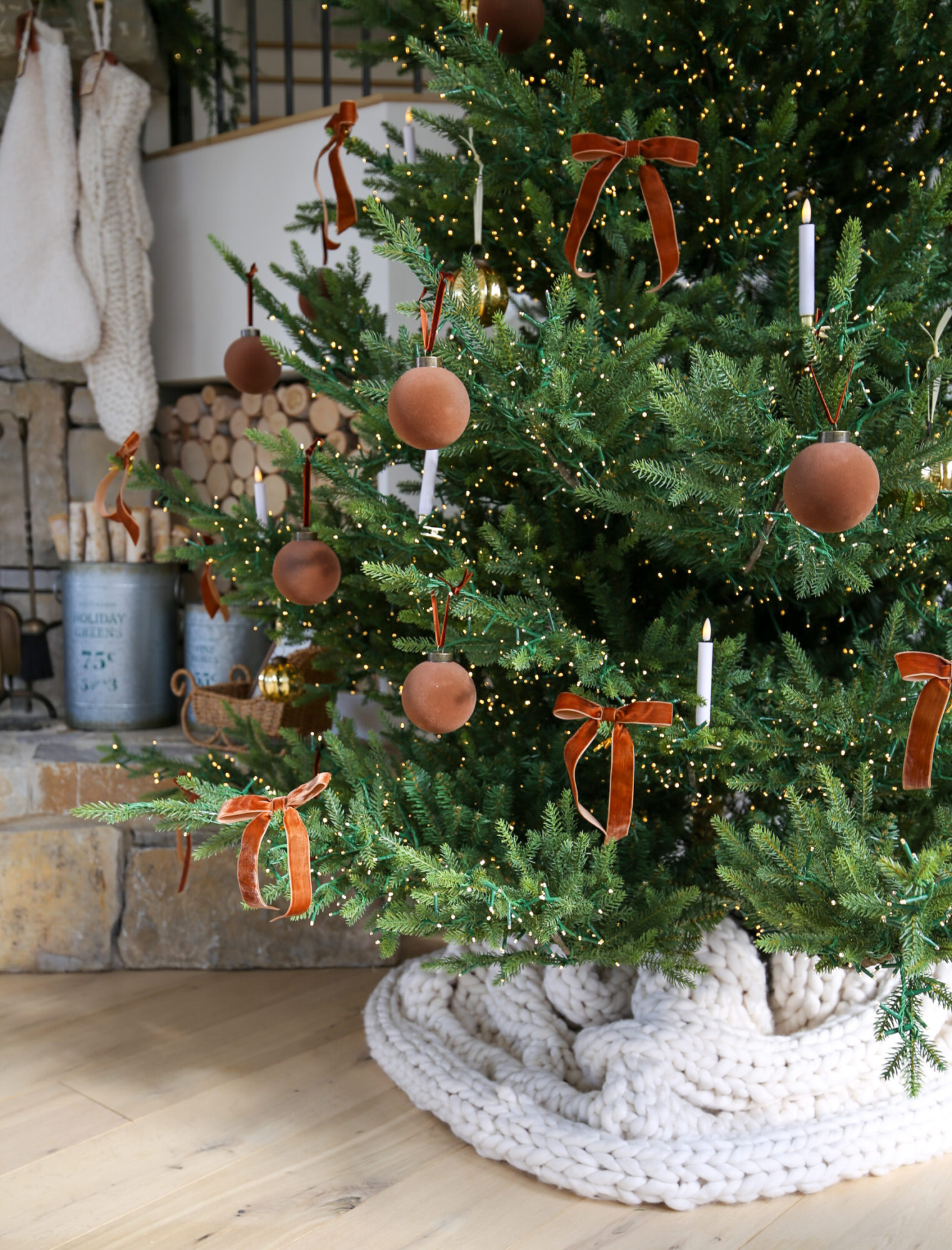 bows and browns christmas tree