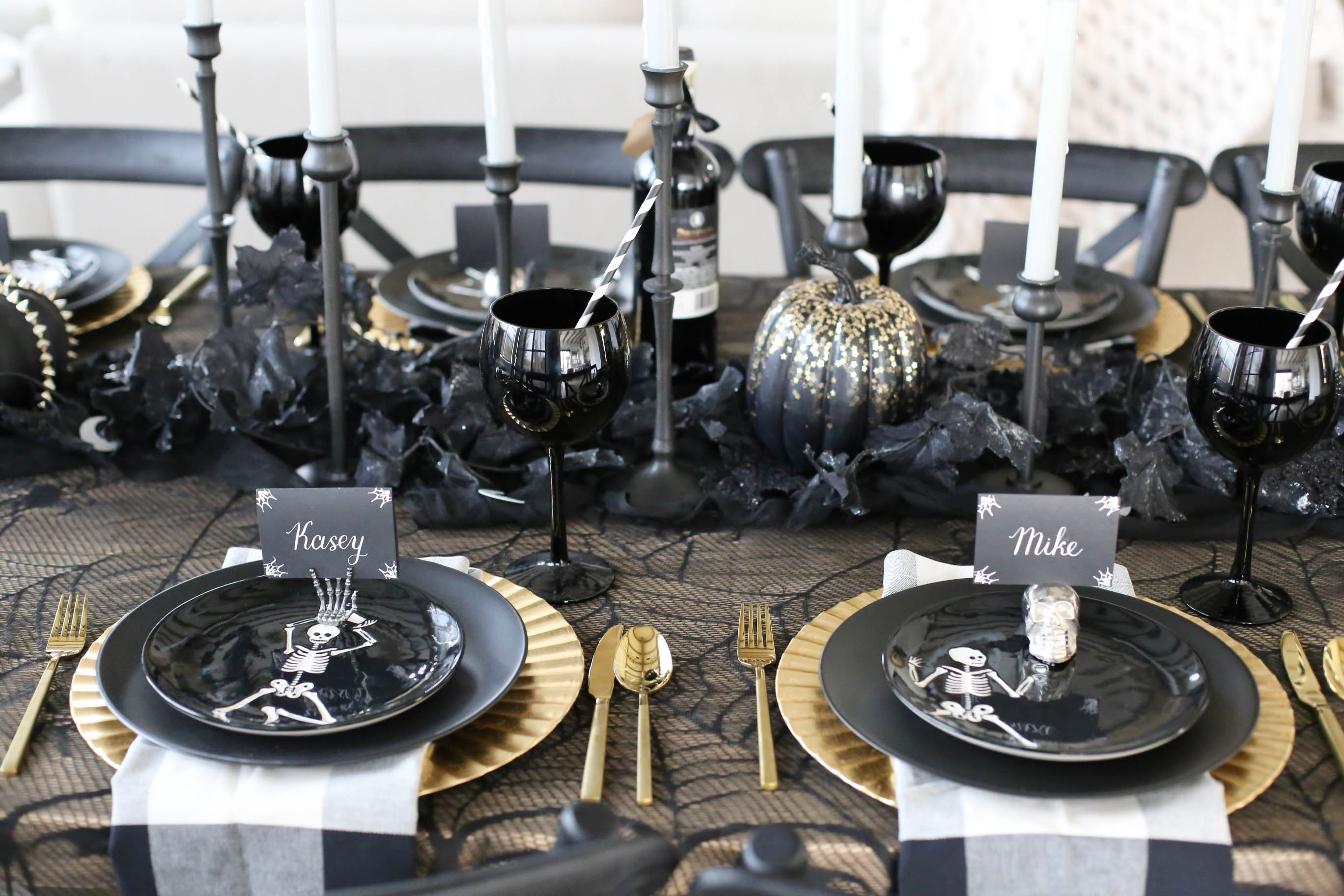 halloween tablescape