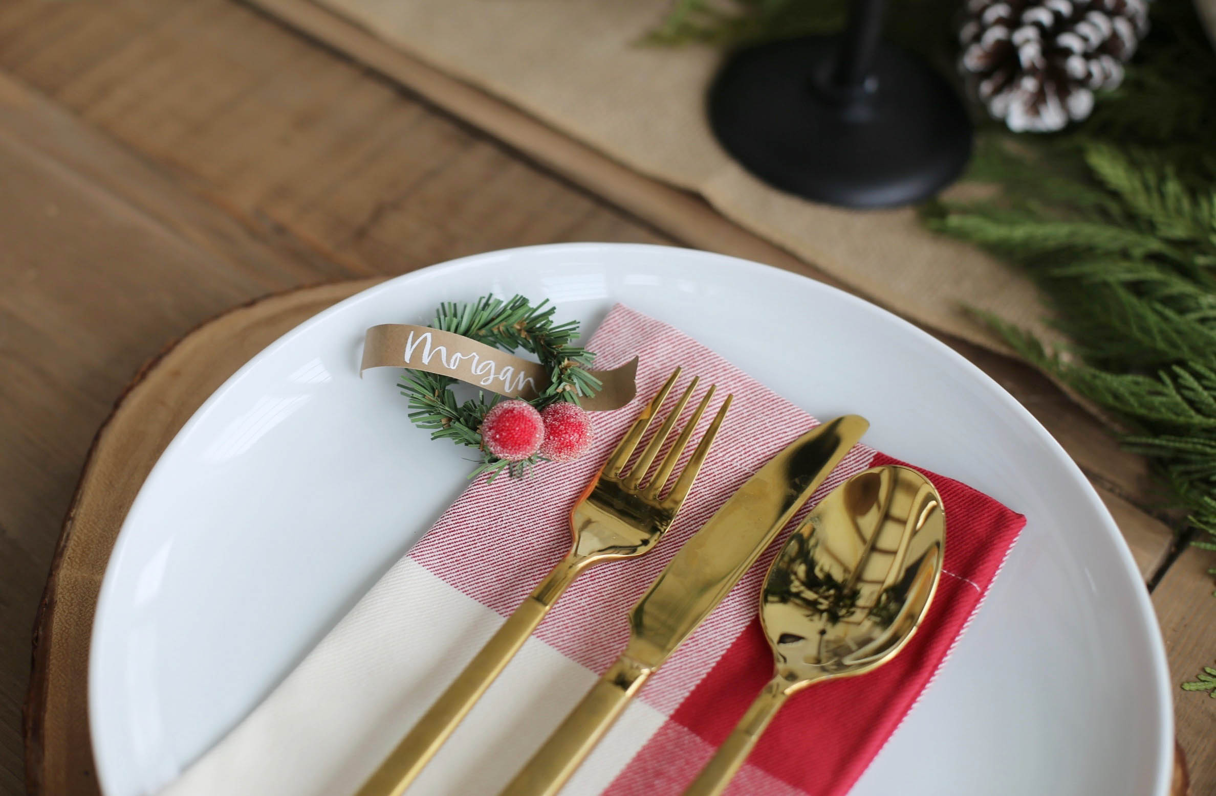 farmhouse christmas table