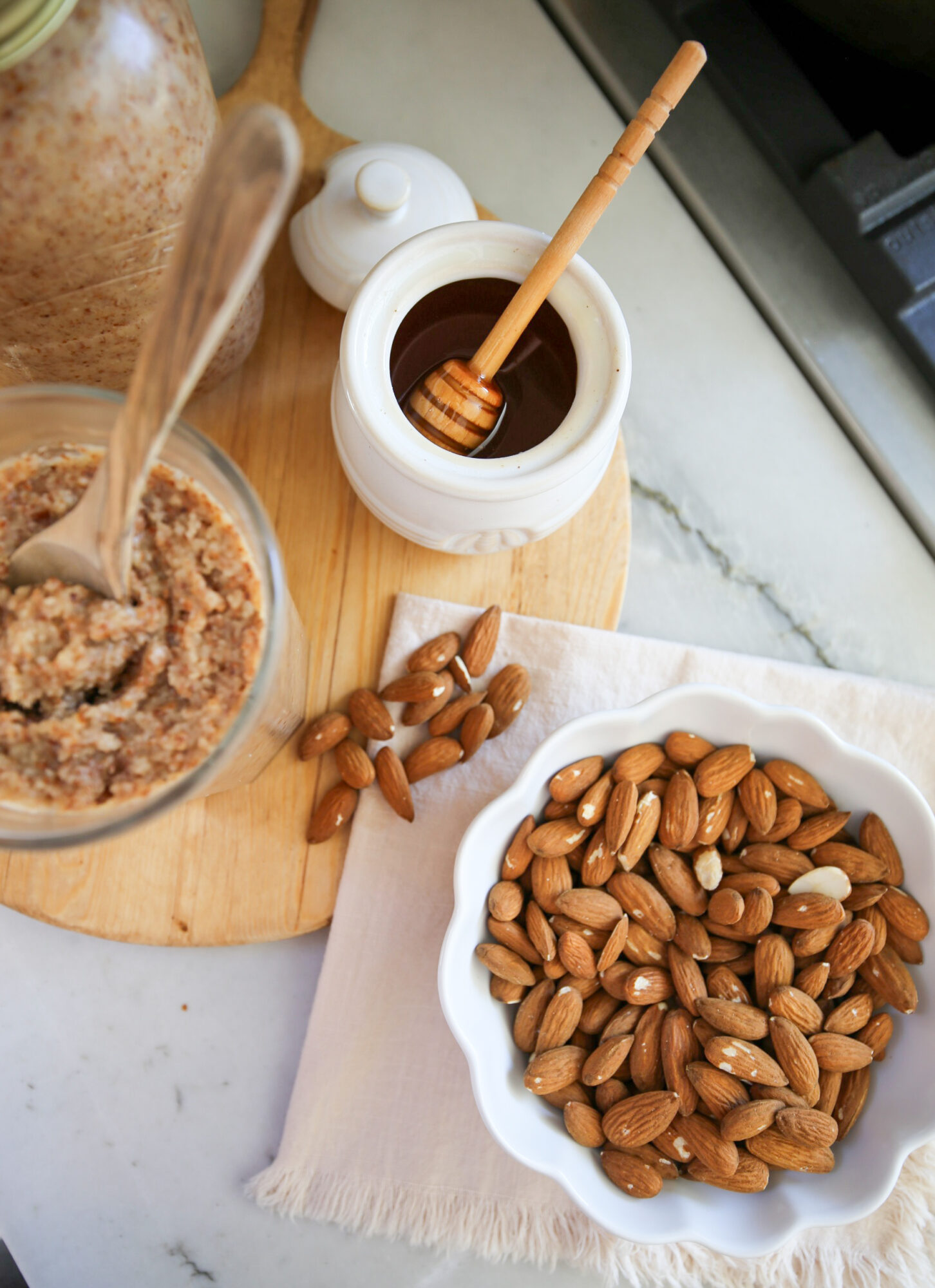 homemade raw almond butter