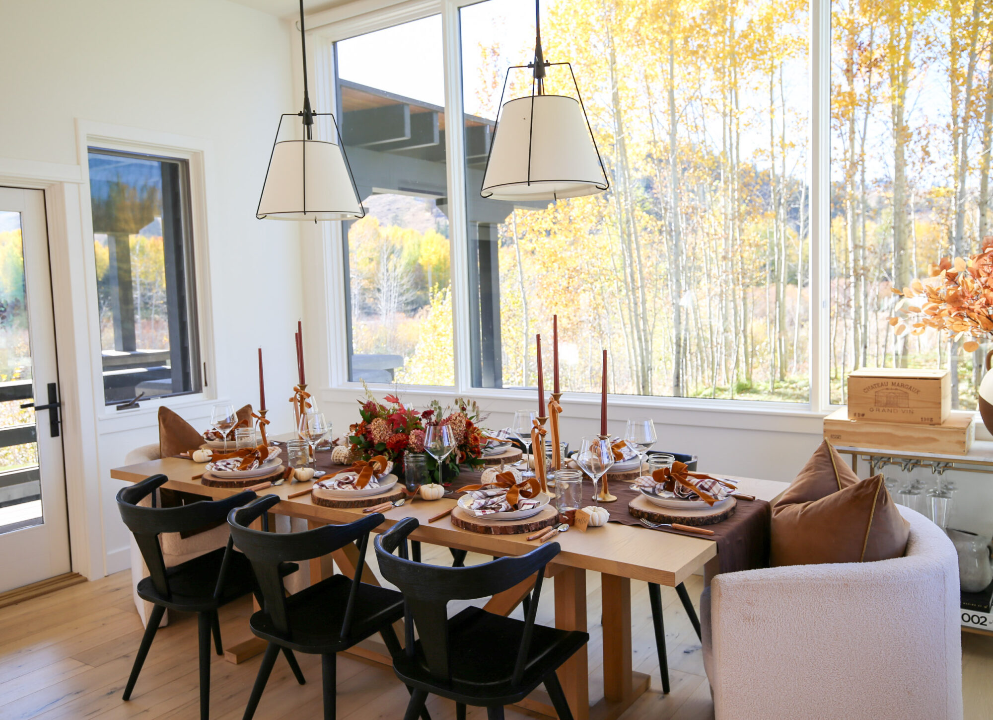 thanksgiving table